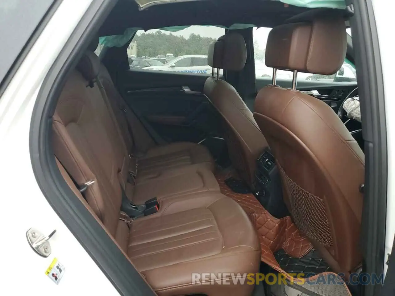 11 Photograph of a damaged car WA1ANAFY6L2042734 AUDI Q5 2020