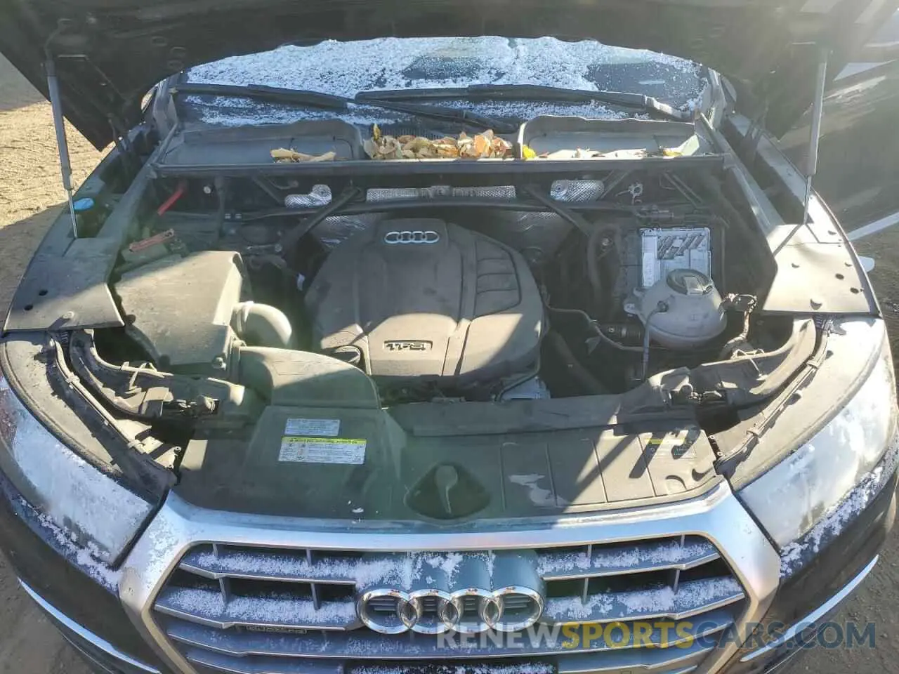 12 Photograph of a damaged car WA1ANAFY6L2043625 AUDI Q5 2020