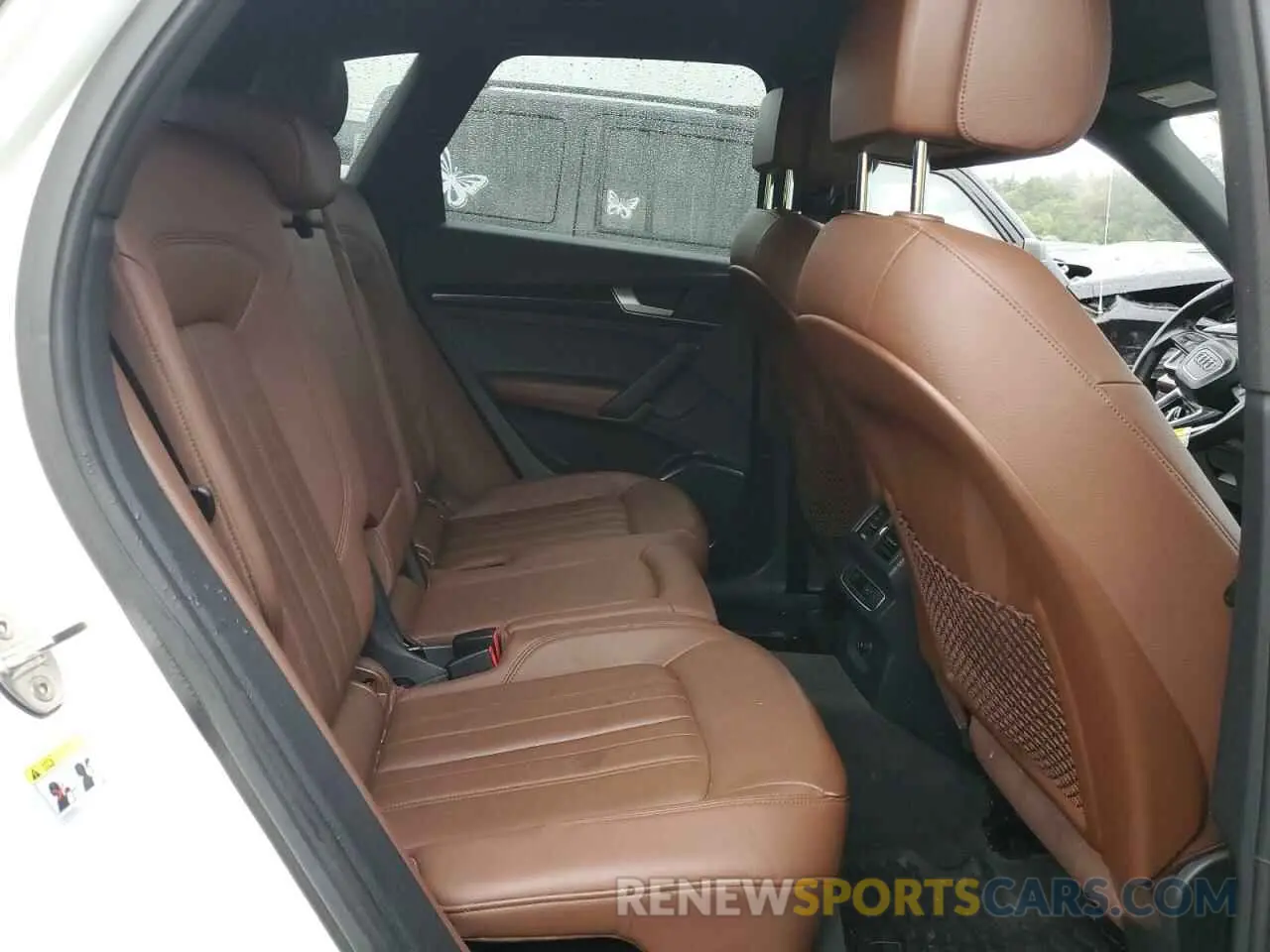 11 Photograph of a damaged car WA1ANAFY6L2070520 AUDI Q5 2020