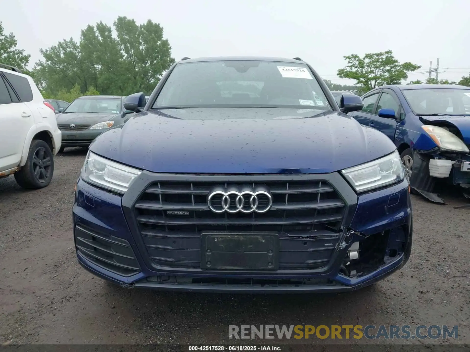 12 Photograph of a damaged car WA1ANAFY6L2075135 AUDI Q5 2020