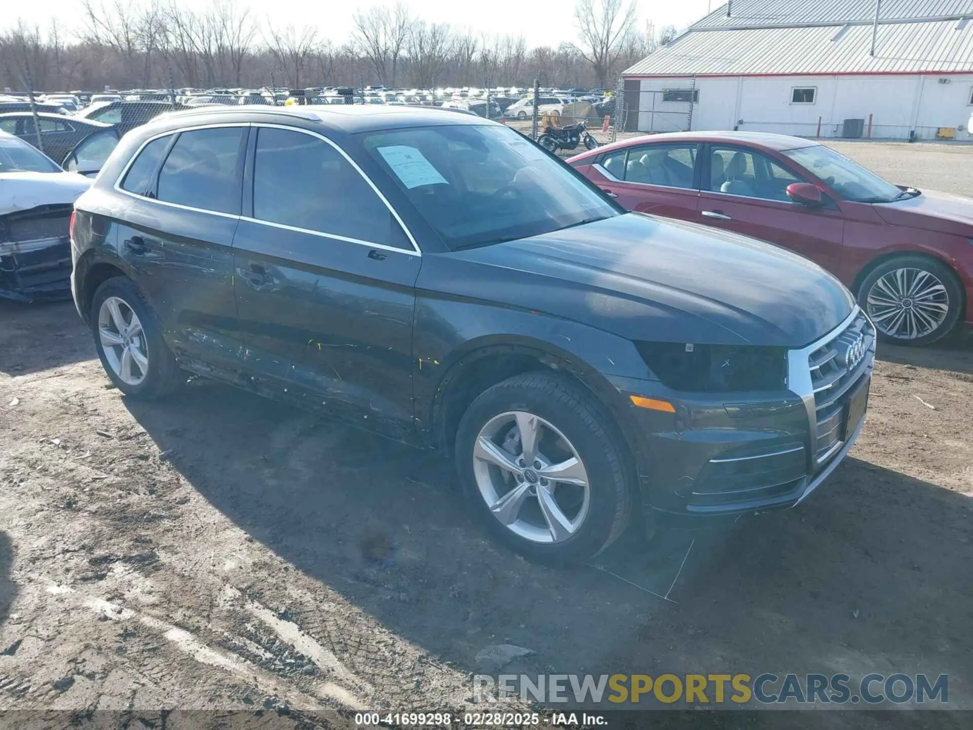 1 Photograph of a damaged car WA1ANAFY6L2083087 AUDI Q5 2020