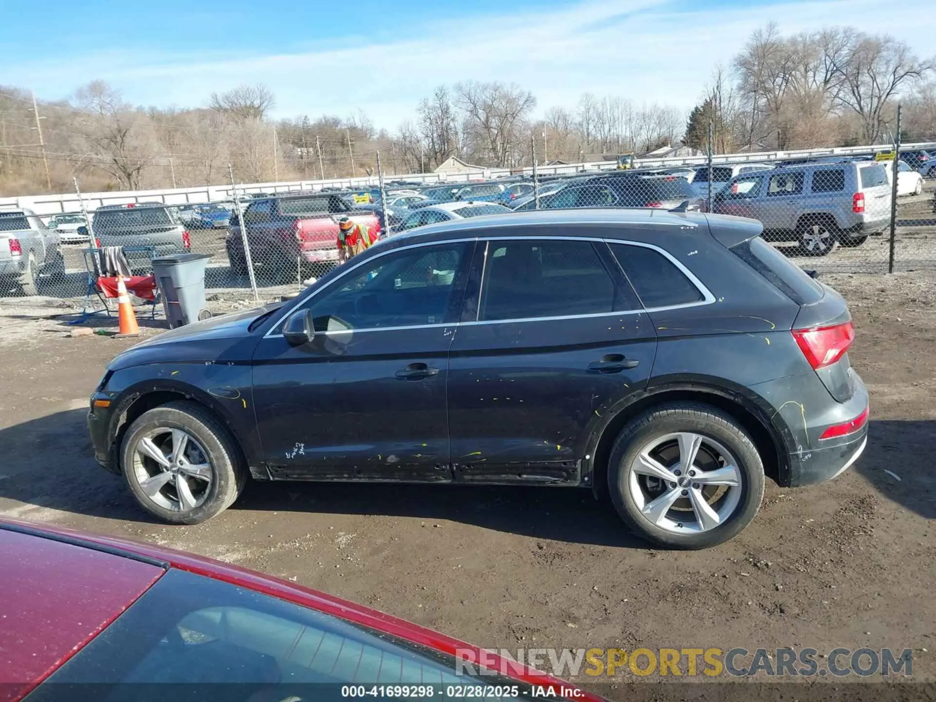 14 Photograph of a damaged car WA1ANAFY6L2083087 AUDI Q5 2020