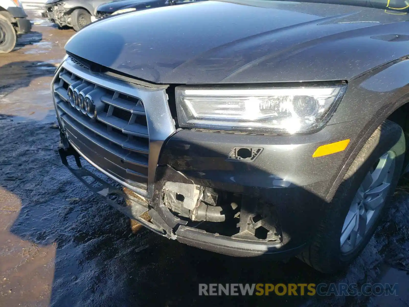 9 Photograph of a damaged car WA1ANAFY7L2024503 AUDI Q5 2020