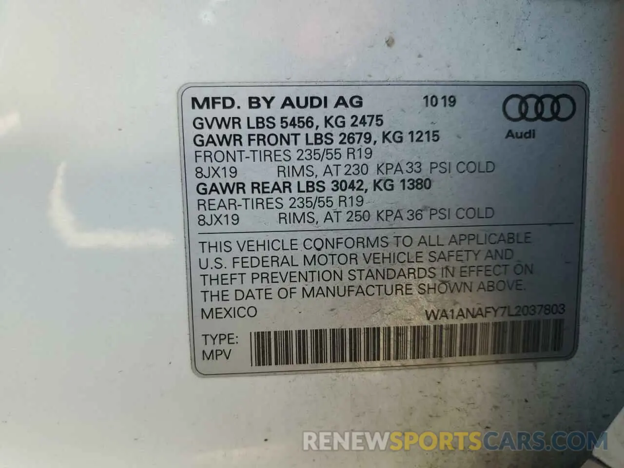 13 Photograph of a damaged car WA1ANAFY7L2037803 AUDI Q5 2020