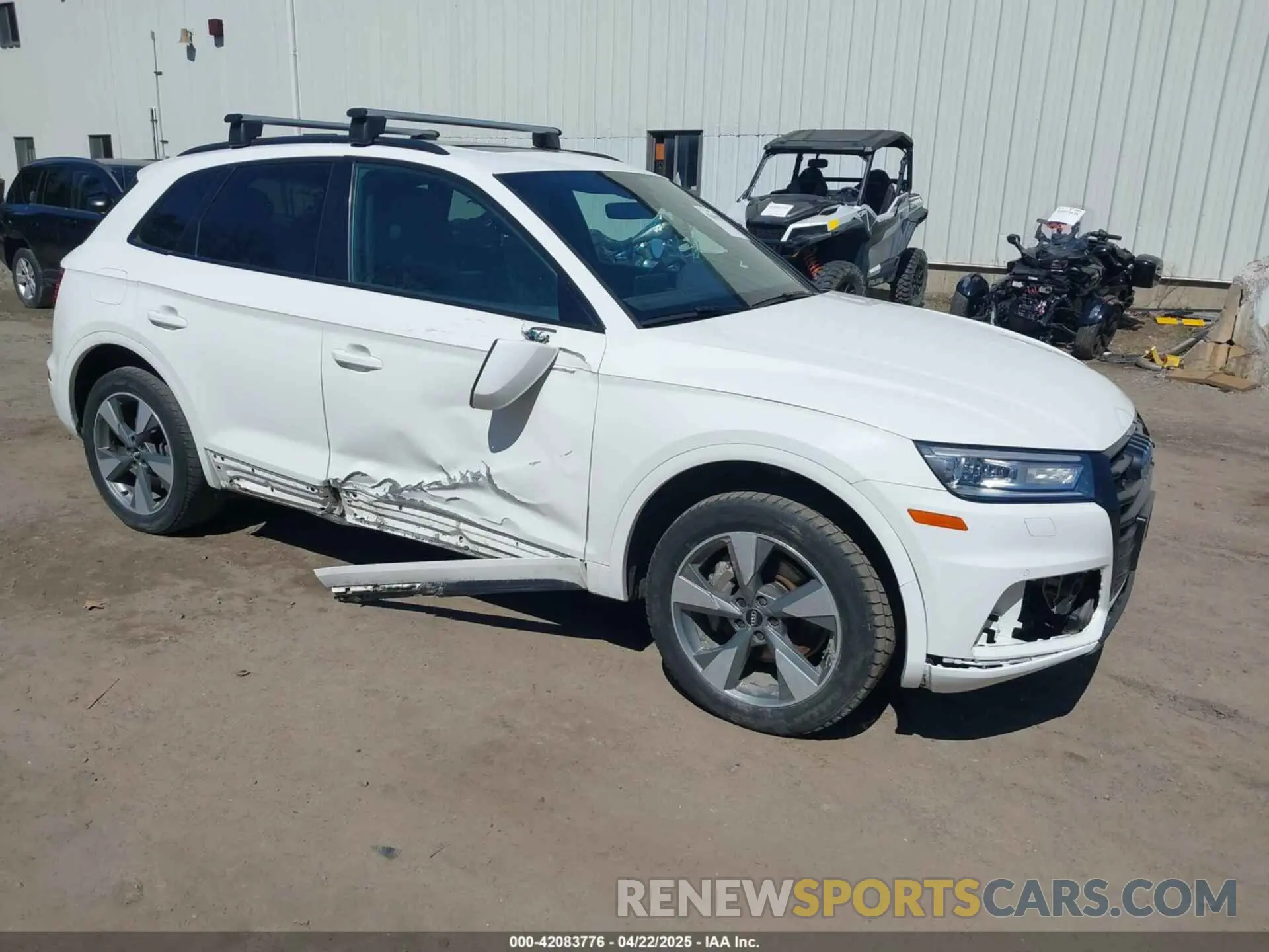 1 Photograph of a damaged car WA1ANAFY7L2111477 AUDI Q5 2020