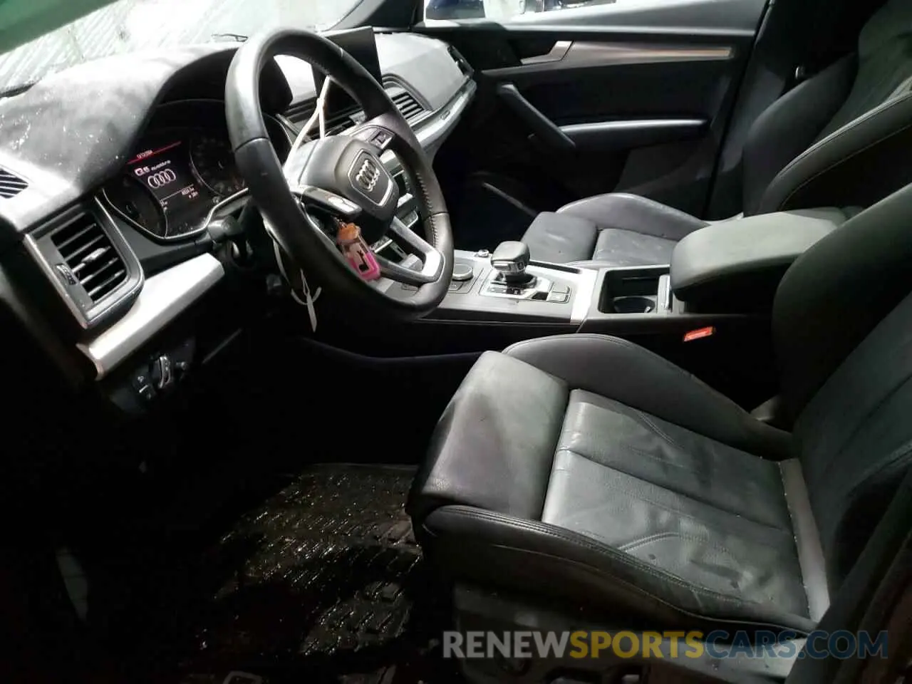 7 Photograph of a damaged car WA1ANAFY7L2116226 AUDI Q5 2020