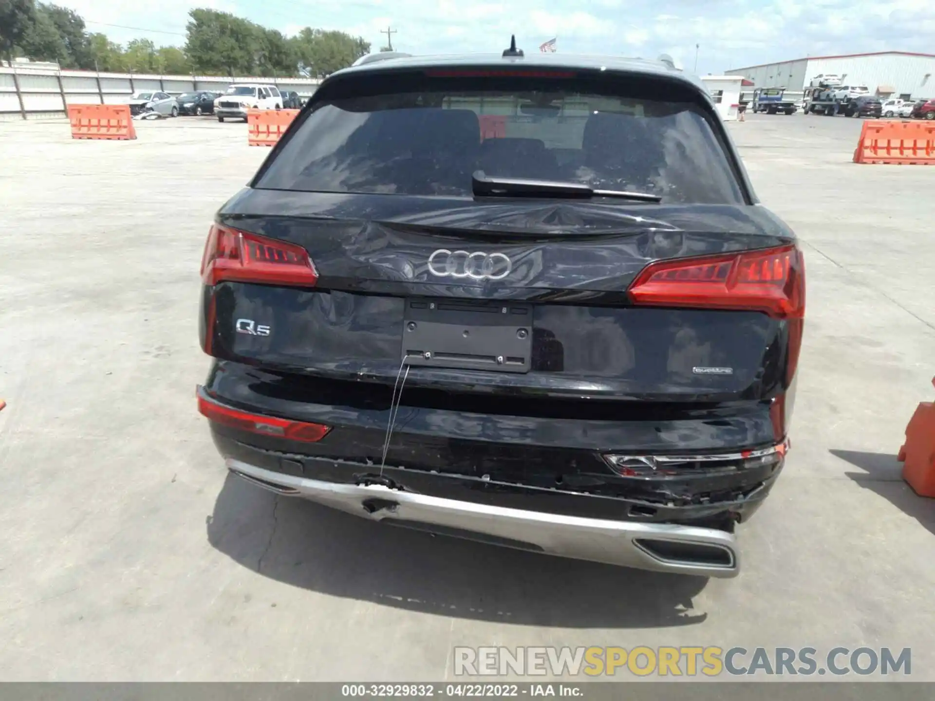 6 Photograph of a damaged car WA1ANAFY8L2028933 AUDI Q5 2020