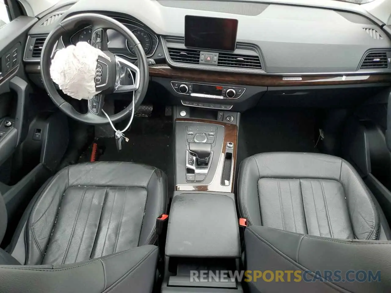 8 Photograph of a damaged car WA1ANAFY8L2053198 AUDI Q5 2020