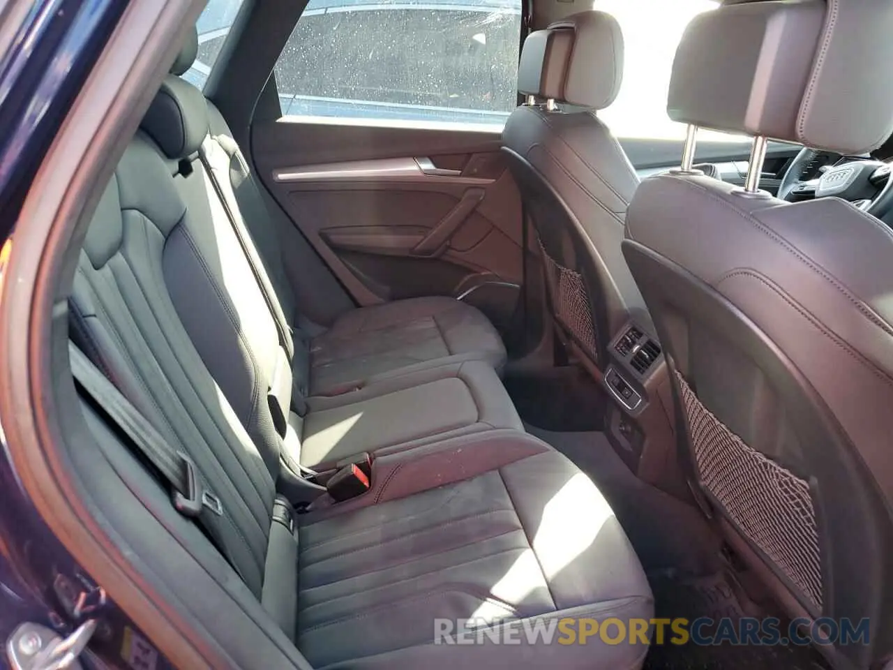 11 Photograph of a damaged car WA1ANAFY8L2113870 AUDI Q5 2020