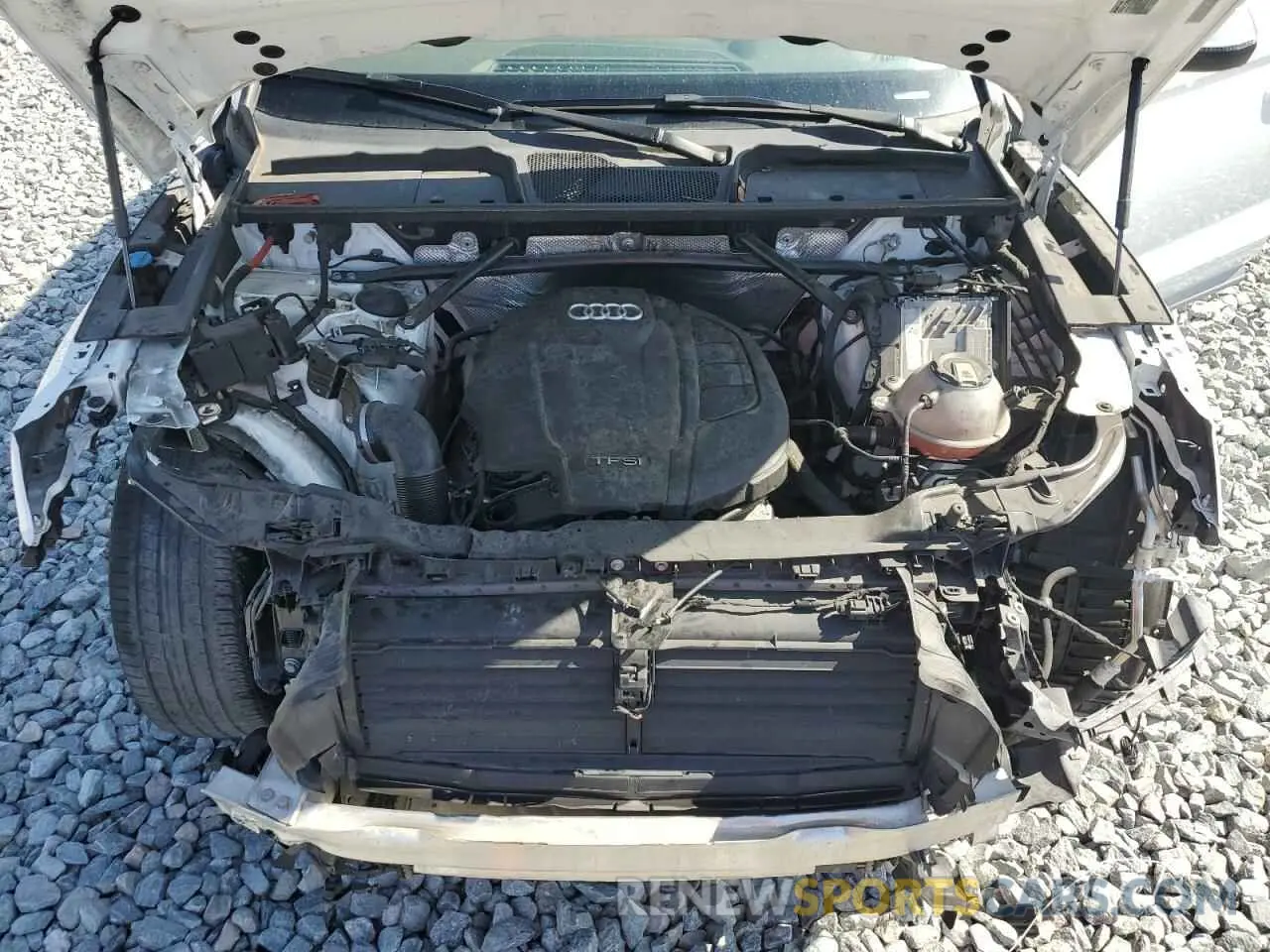 12 Photograph of a damaged car WA1ANAFY9L2064002 AUDI Q5 2020
