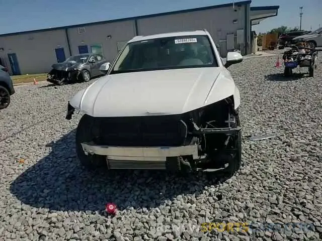 15 Photograph of a damaged car WA1ANAFY9L2064002 AUDI Q5 2020