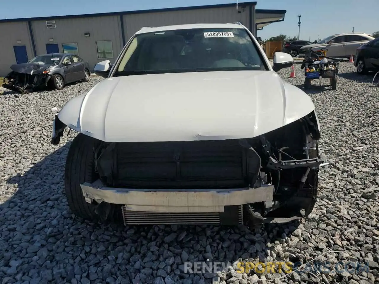 5 Photograph of a damaged car WA1ANAFY9L2064002 AUDI Q5 2020