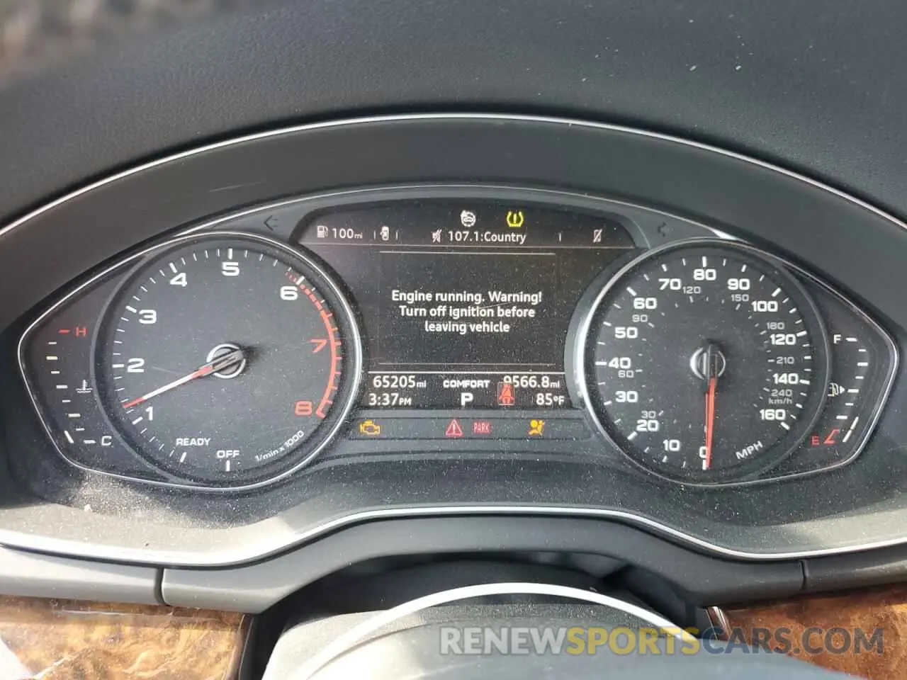 9 Photograph of a damaged car WA1ANAFY9L2064002 AUDI Q5 2020