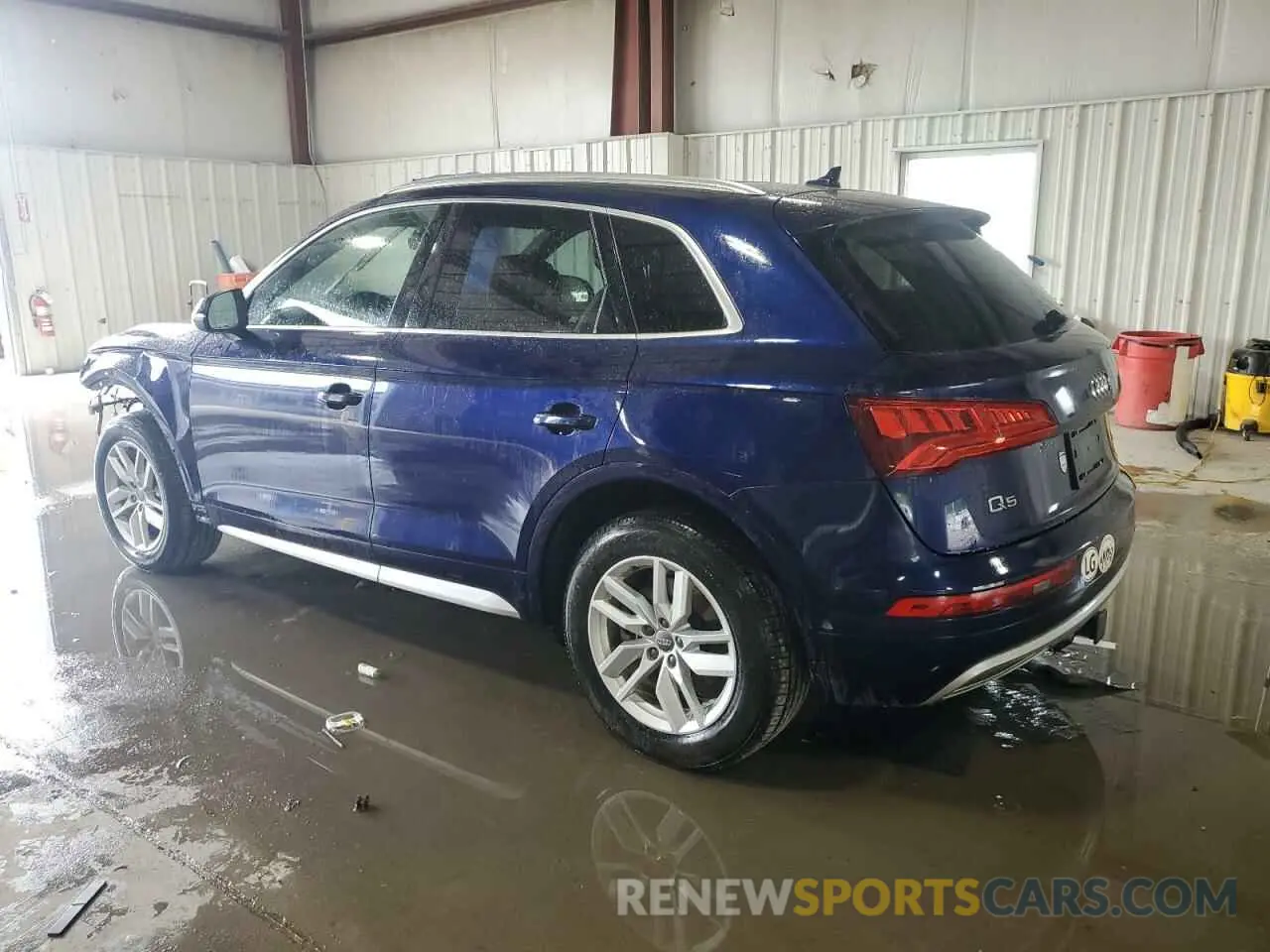 2 Photograph of a damaged car WA1ANAFY9L2108953 AUDI Q5 2020