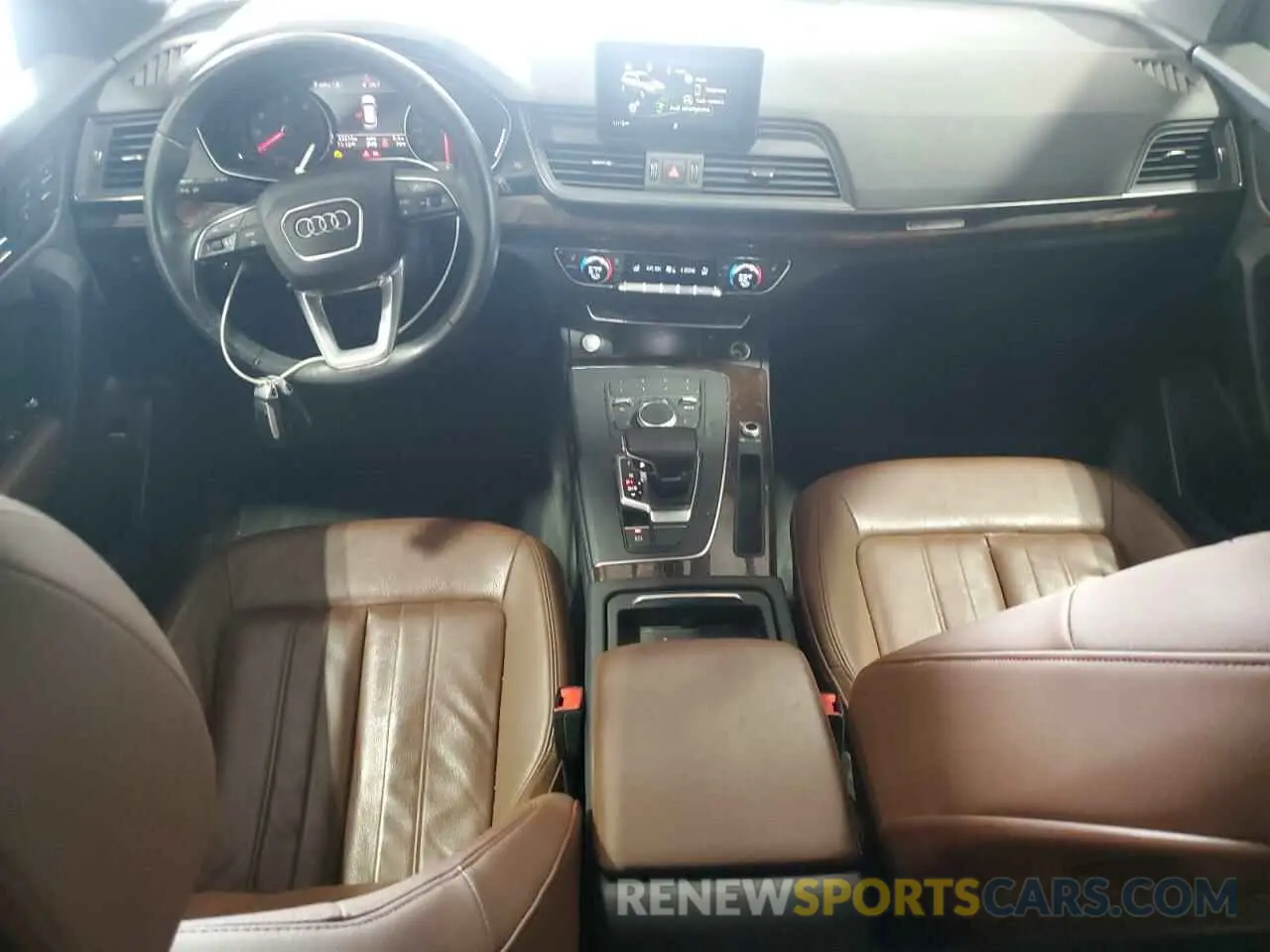 8 Photograph of a damaged car WA1ANAFY9L2108953 AUDI Q5 2020