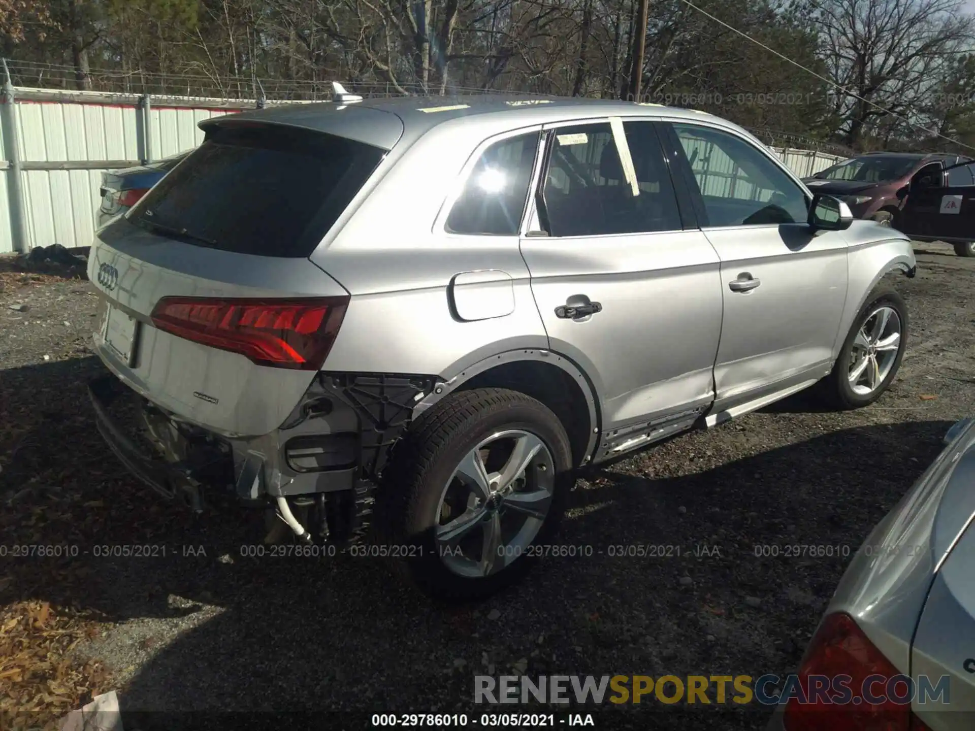 4 Photograph of a damaged car WA1ANAFYXL2022745 AUDI Q5 2020