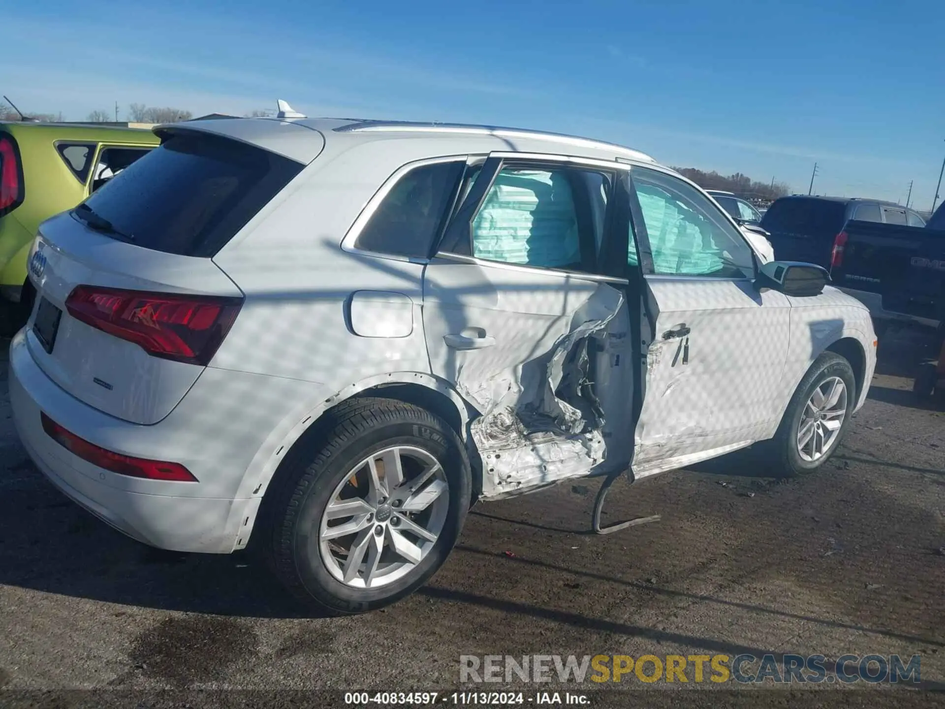 13 Photograph of a damaged car WA1ANAFYXL2094674 AUDI Q5 2020