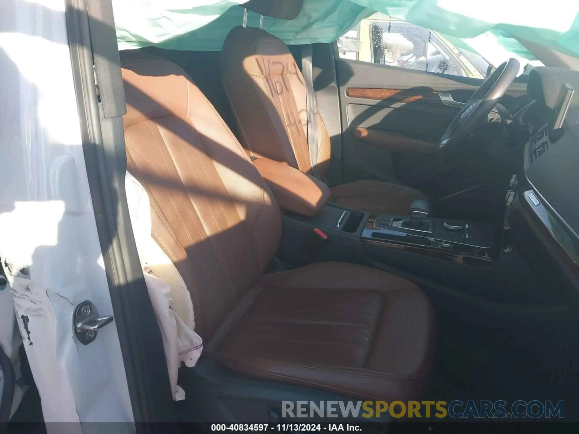 5 Photograph of a damaged car WA1ANAFYXL2094674 AUDI Q5 2020