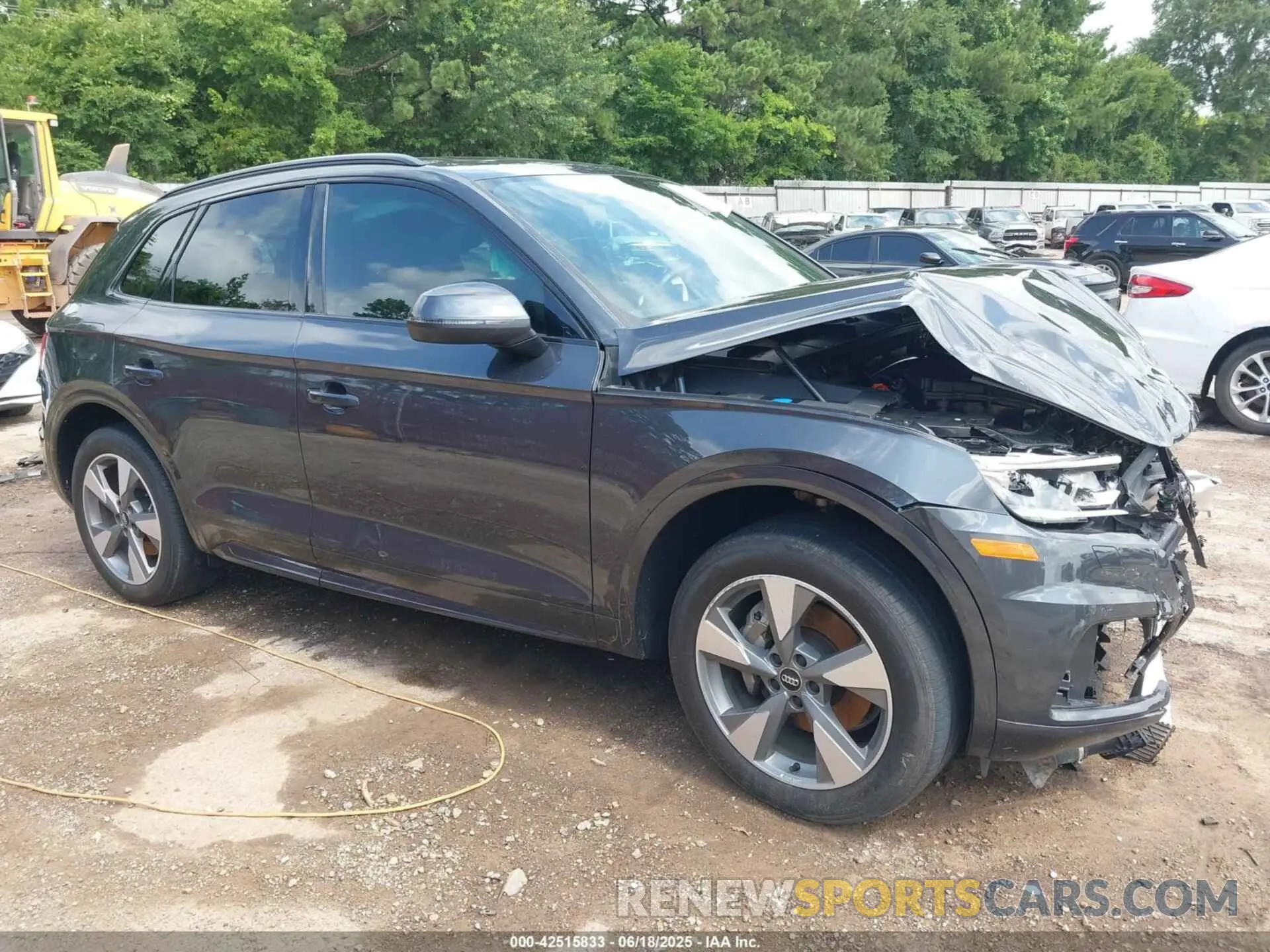 1 Photograph of a damaged car WA1ANASY7L2112421 AUDI Q5 2020