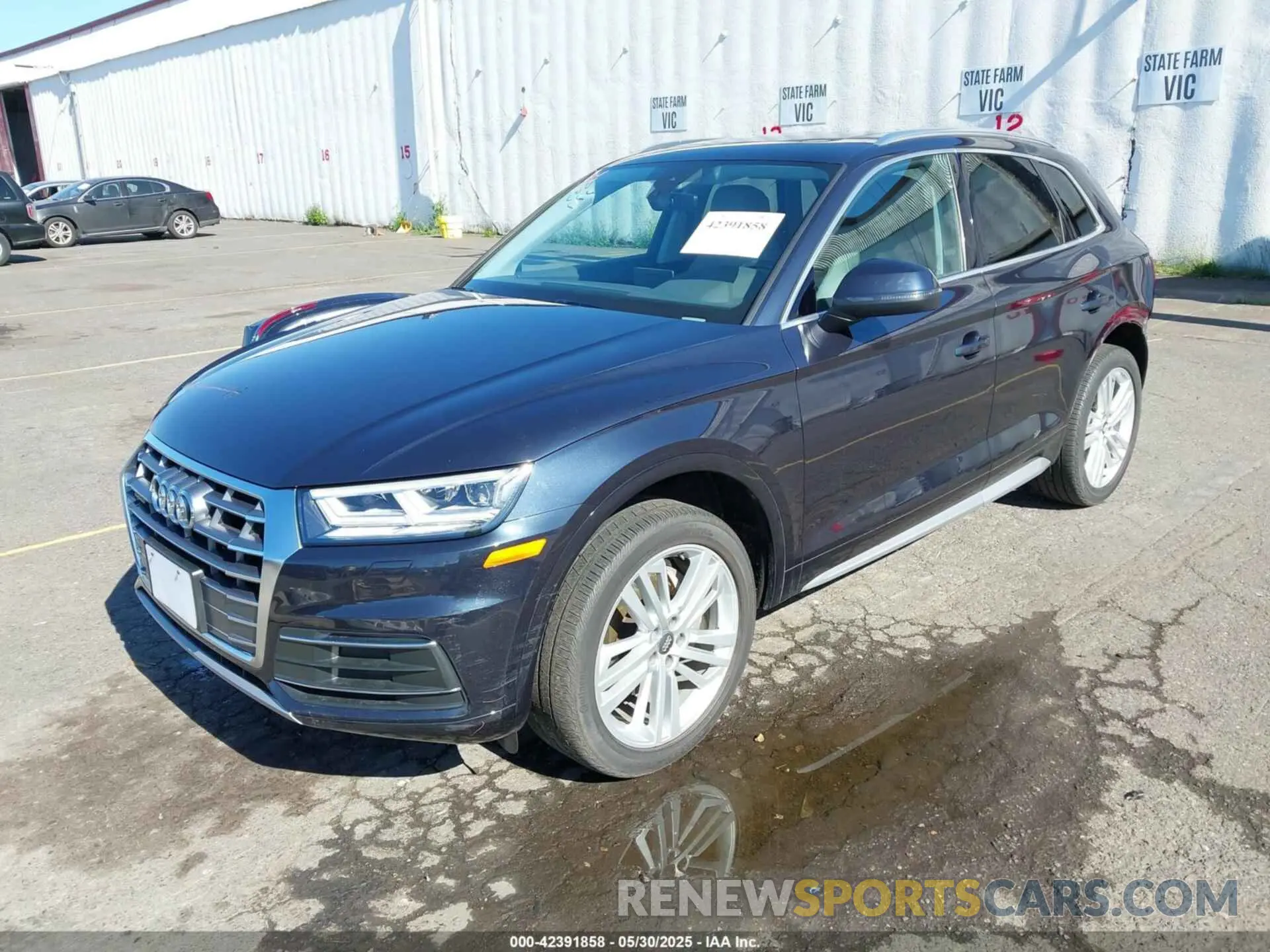 2 Photograph of a damaged car WA1BNAFY0L2020863 AUDI Q5 2020