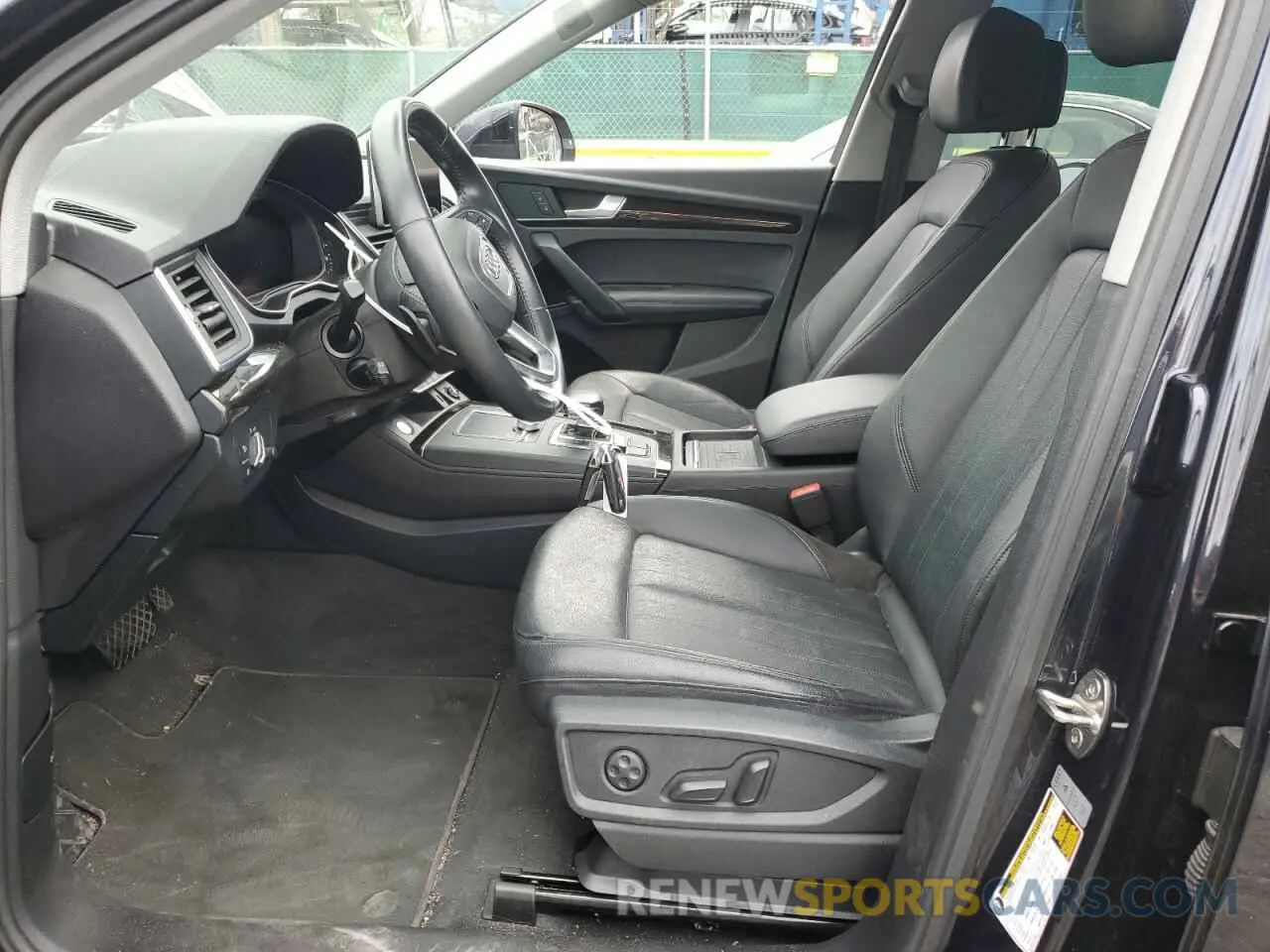 7 Photograph of a damaged car WA1BNAFY0L2044306 AUDI Q5 2020