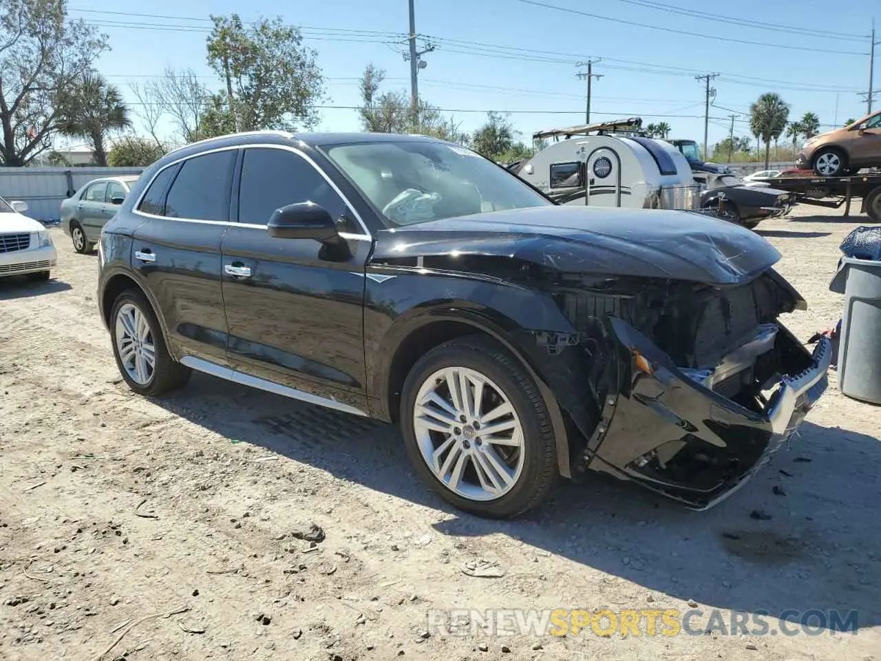 4 Photograph of a damaged car WA1BNAFY0L2055497 AUDI Q5 2020
