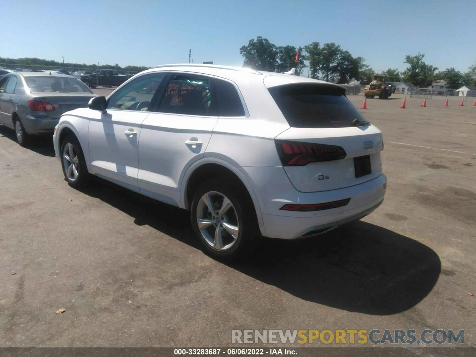 3 Photograph of a damaged car WA1BNAFY0L2057833 AUDI Q5 2020