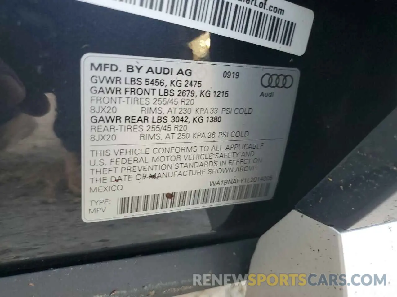 14 Photograph of a damaged car WA1BNAFY1L2014005 AUDI Q5 2020