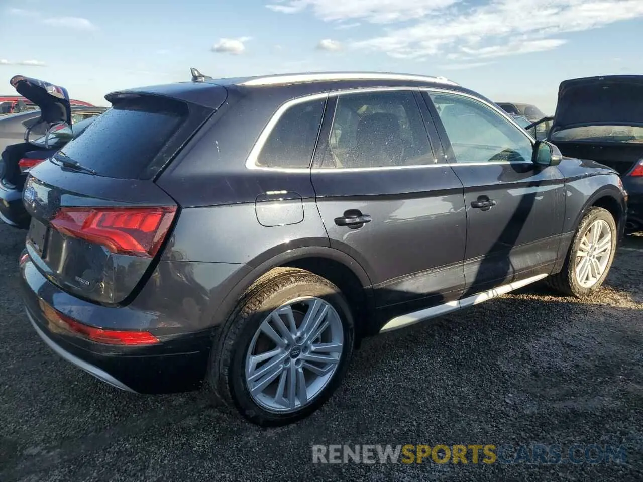 3 Photograph of a damaged car WA1BNAFY1L2014005 AUDI Q5 2020