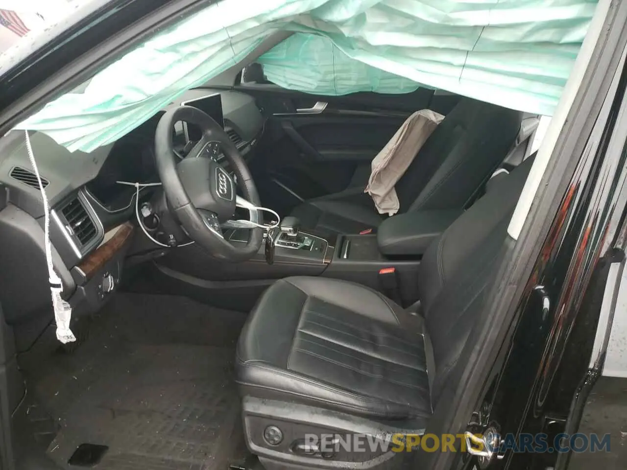 7 Photograph of a damaged car WA1BNAFY1L2016949 AUDI Q5 2020