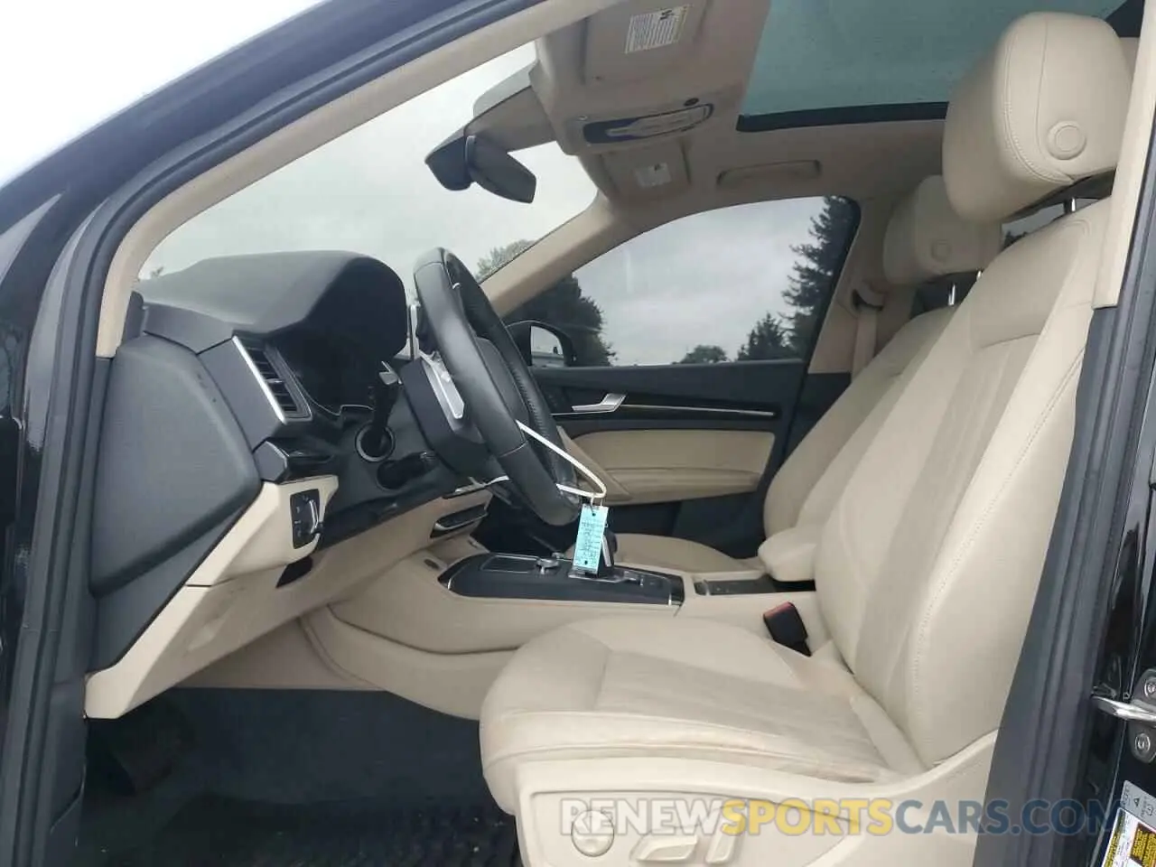 7 Photograph of a damaged car WA1BNAFY1L2069117 AUDI Q5 2020
