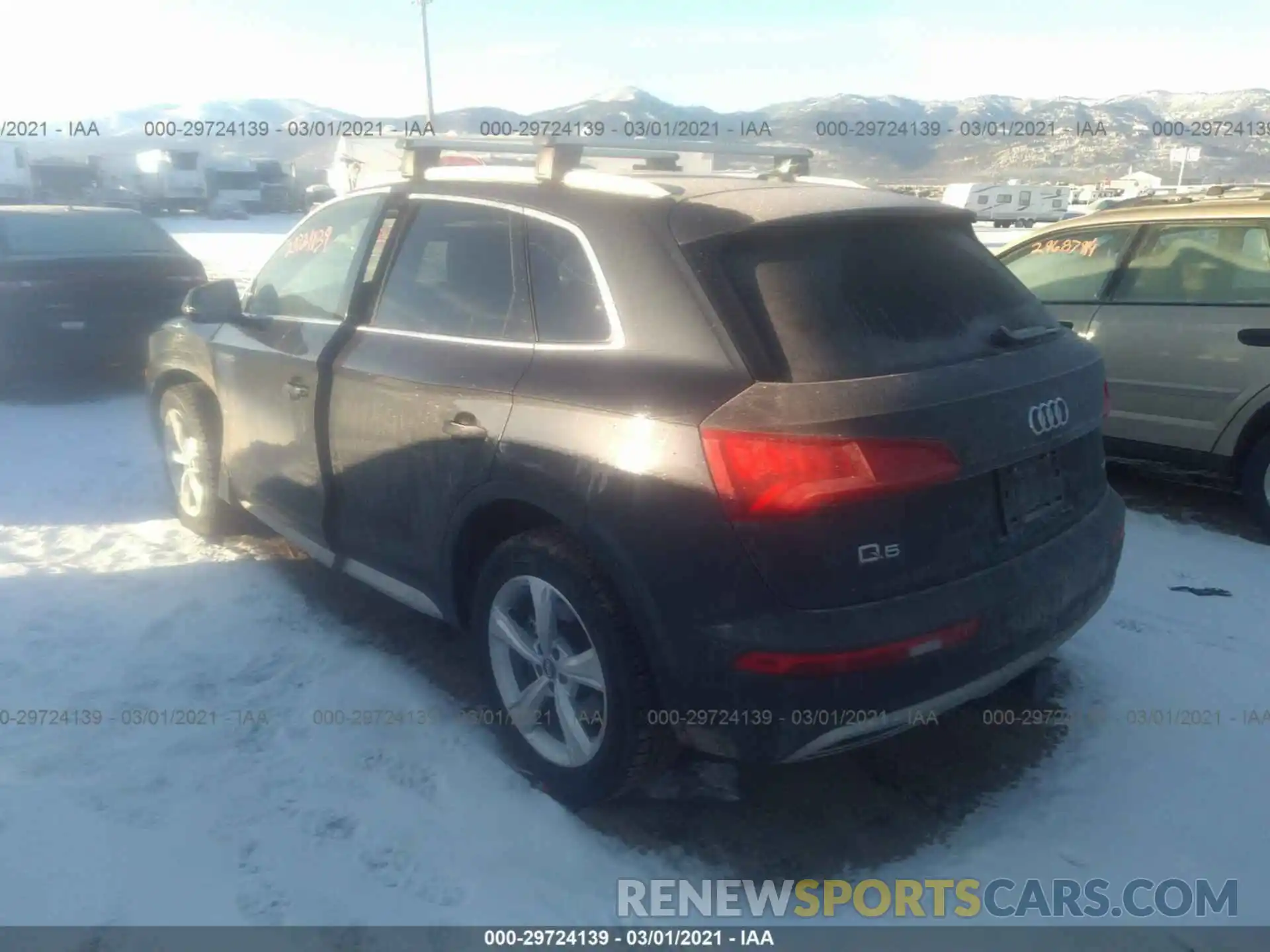 3 Photograph of a damaged car WA1BNAFY2L2075217 AUDI Q5 2020