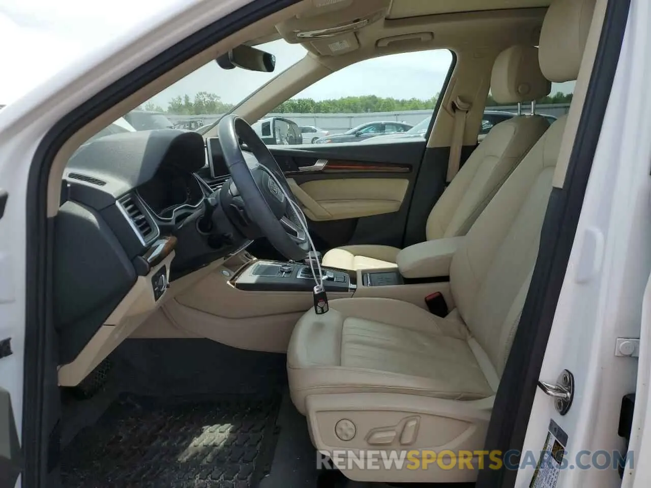 7 Photograph of a damaged car WA1BNAFY2L2079316 AUDI Q5 2020