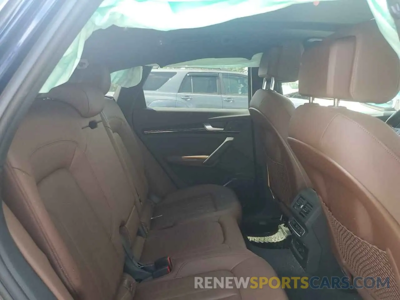 11 Photograph of a damaged car WA1BNAFY2L2092678 AUDI Q5 2020