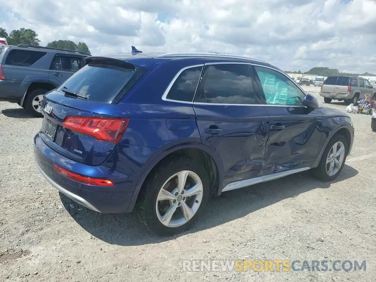 3 Photograph of a damaged car WA1BNAFY2L2092678 AUDI Q5 2020