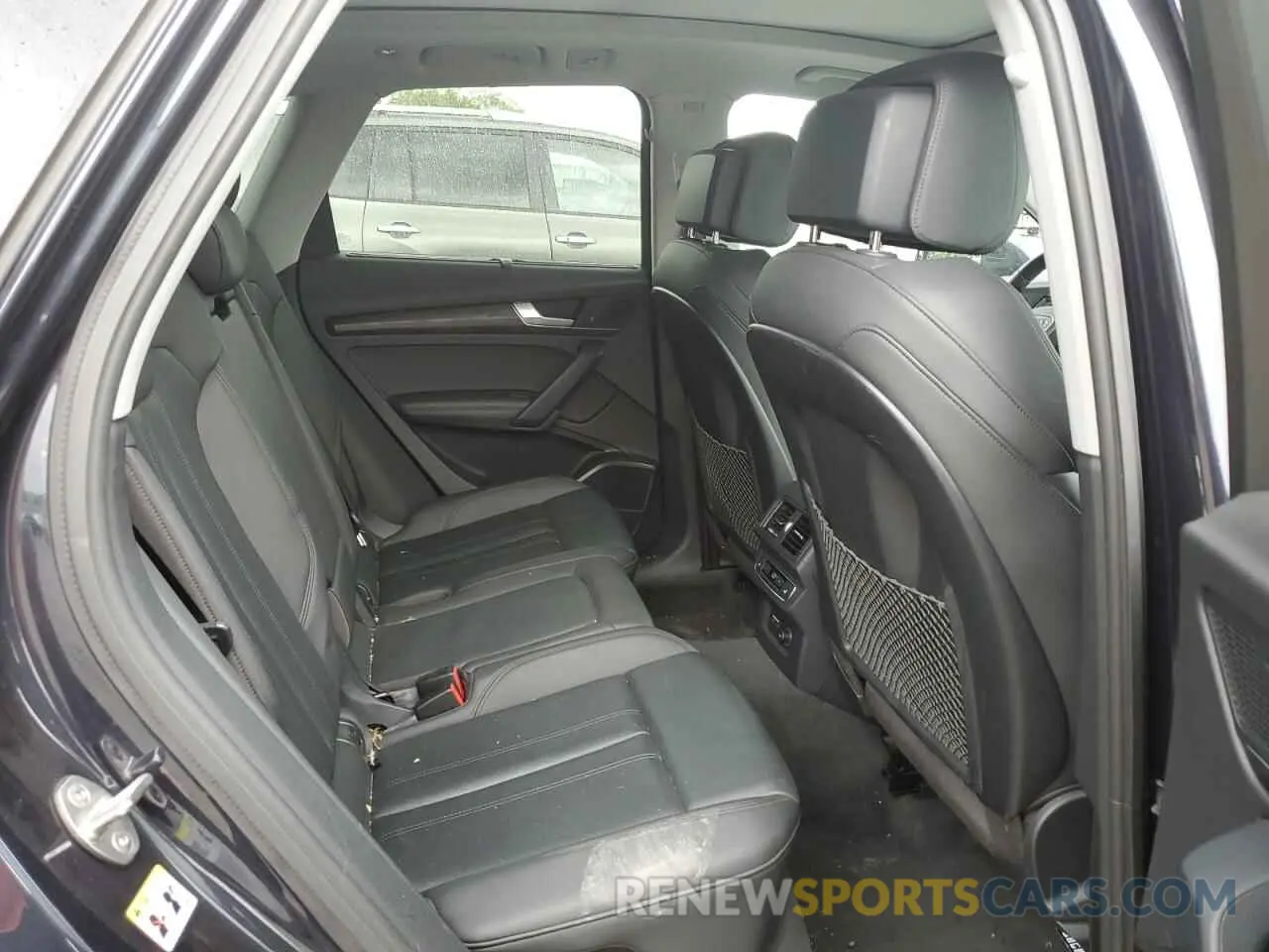 11 Photograph of a damaged car WA1BNAFY3L2002406 AUDI Q5 2020
