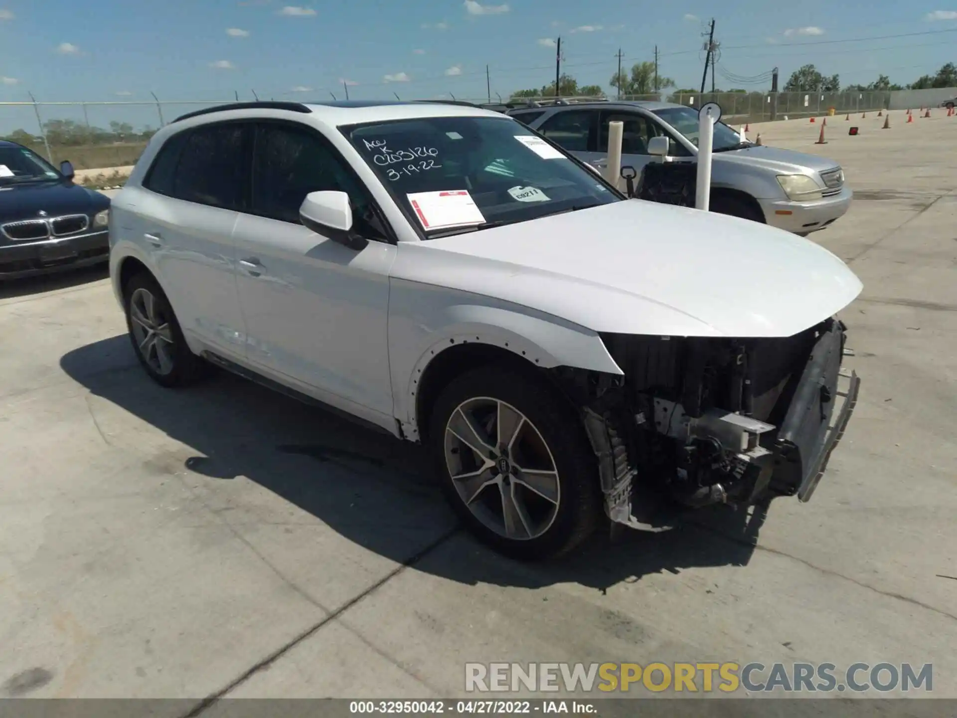 1 Photograph of a damaged car WA1BNAFY3L2024695 AUDI Q5 2020