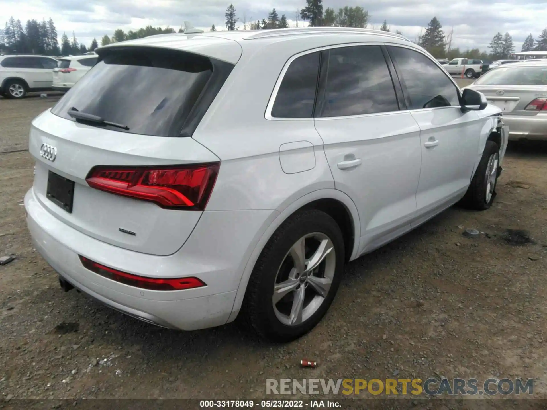 4 Photograph of a damaged car WA1BNAFY3L2039911 AUDI Q5 2020