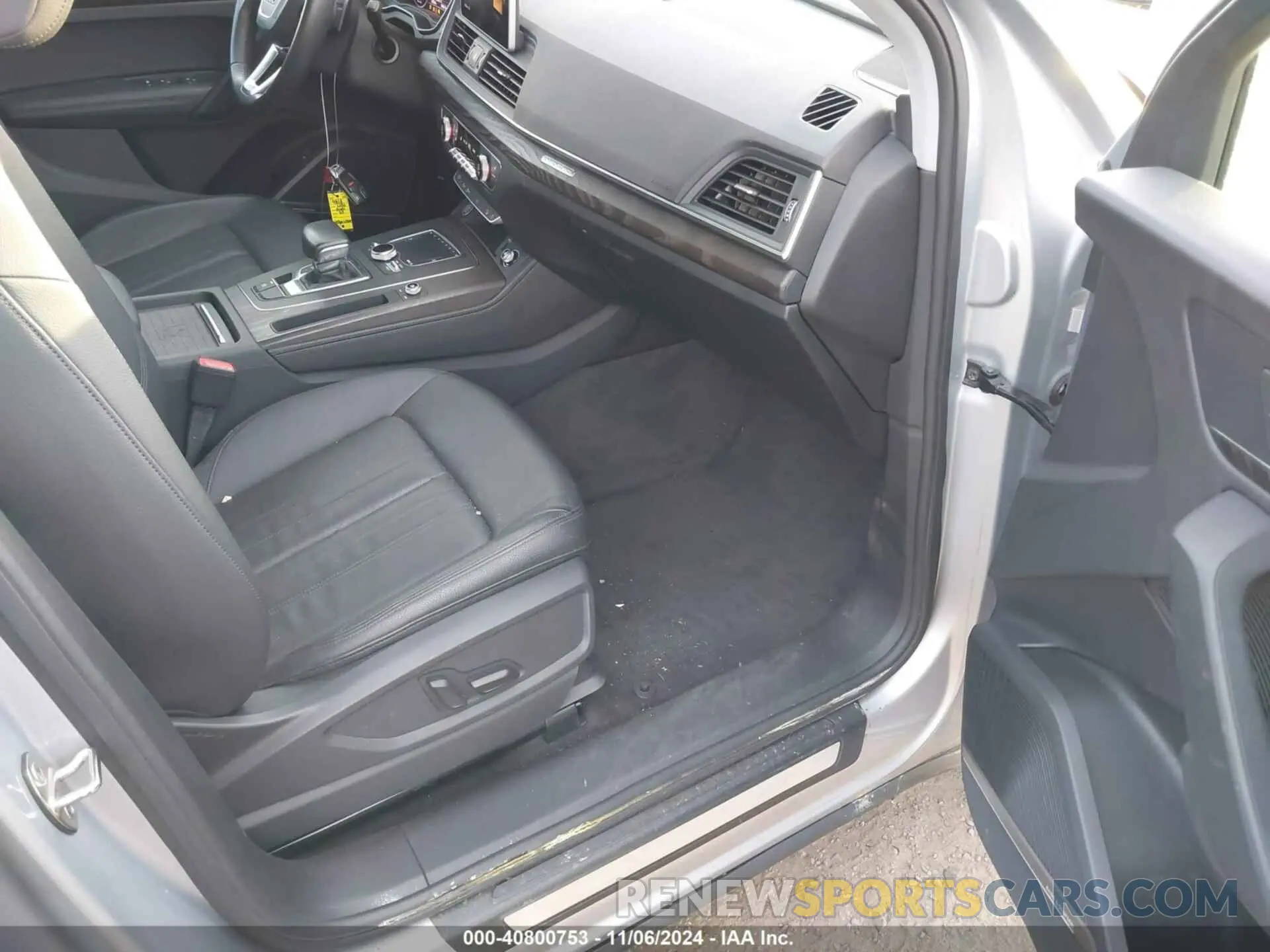 5 Photograph of a damaged car WA1BNAFY3L2059818 AUDI Q5 2020