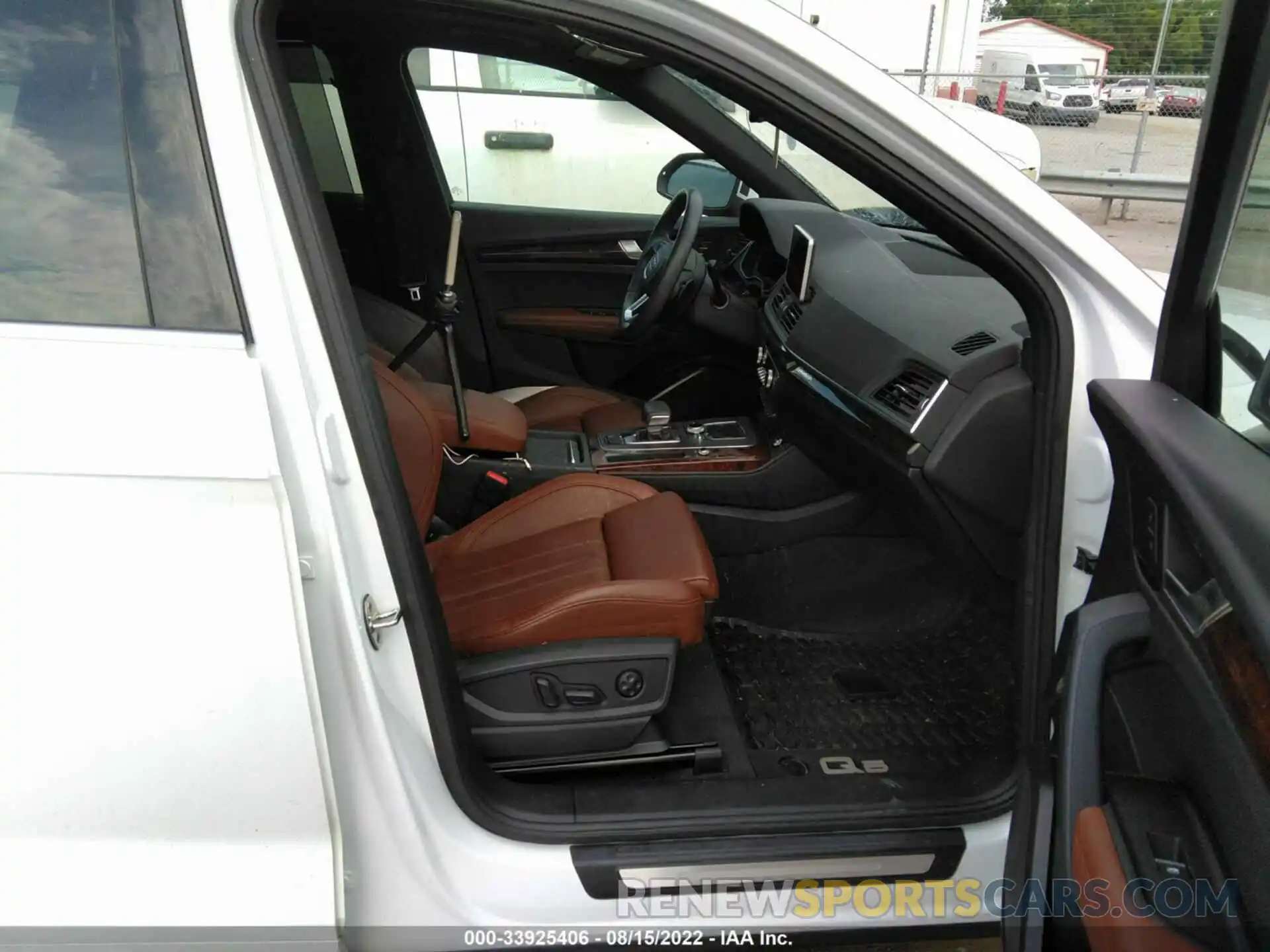 5 Photograph of a damaged car WA1BNAFY3L2071337 AUDI Q5 2020