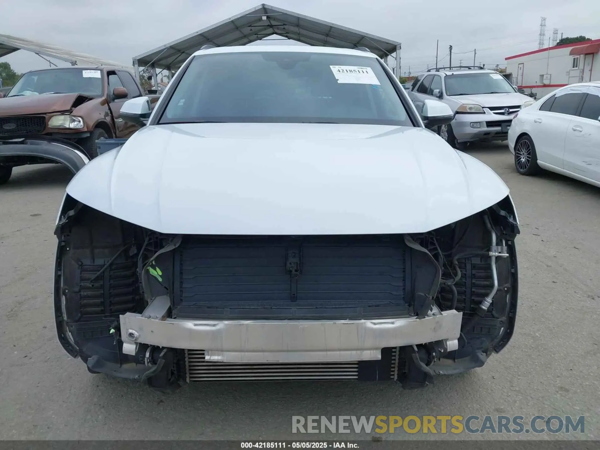 13 Photograph of a damaged car WA1BNAFY3L2098991 AUDI Q5 2020