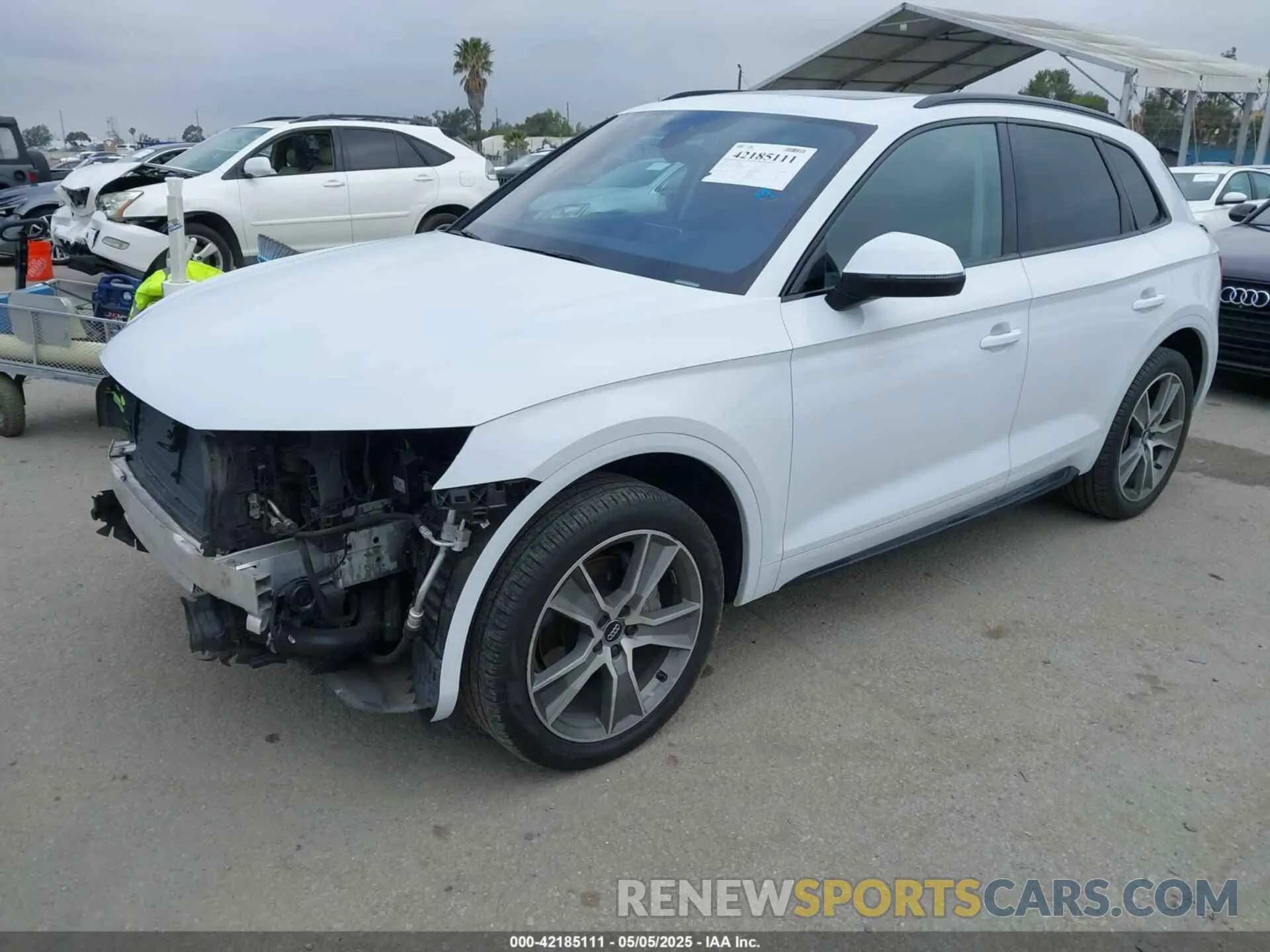 2 Photograph of a damaged car WA1BNAFY3L2098991 AUDI Q5 2020
