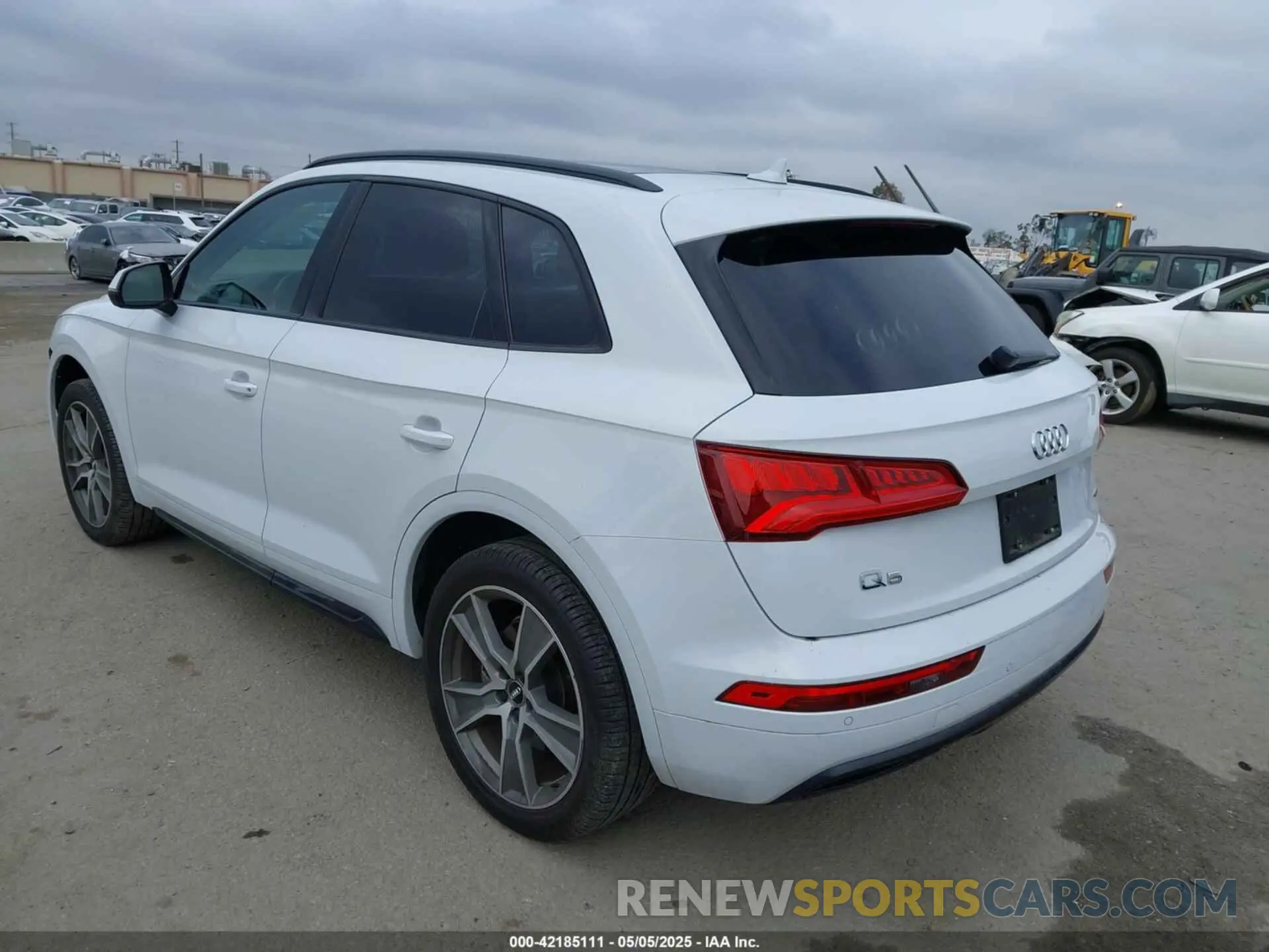 3 Photograph of a damaged car WA1BNAFY3L2098991 AUDI Q5 2020