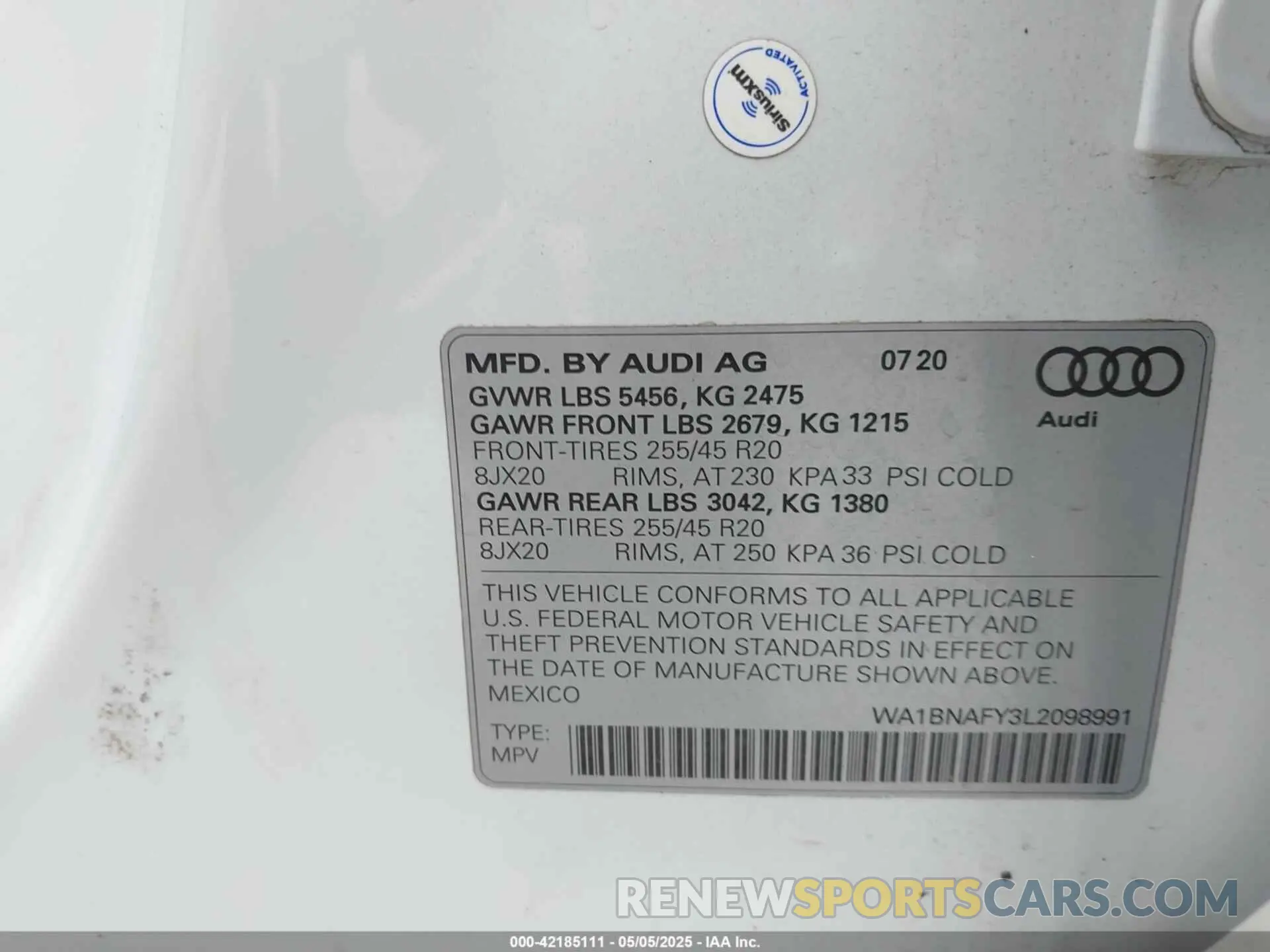 9 Photograph of a damaged car WA1BNAFY3L2098991 AUDI Q5 2020