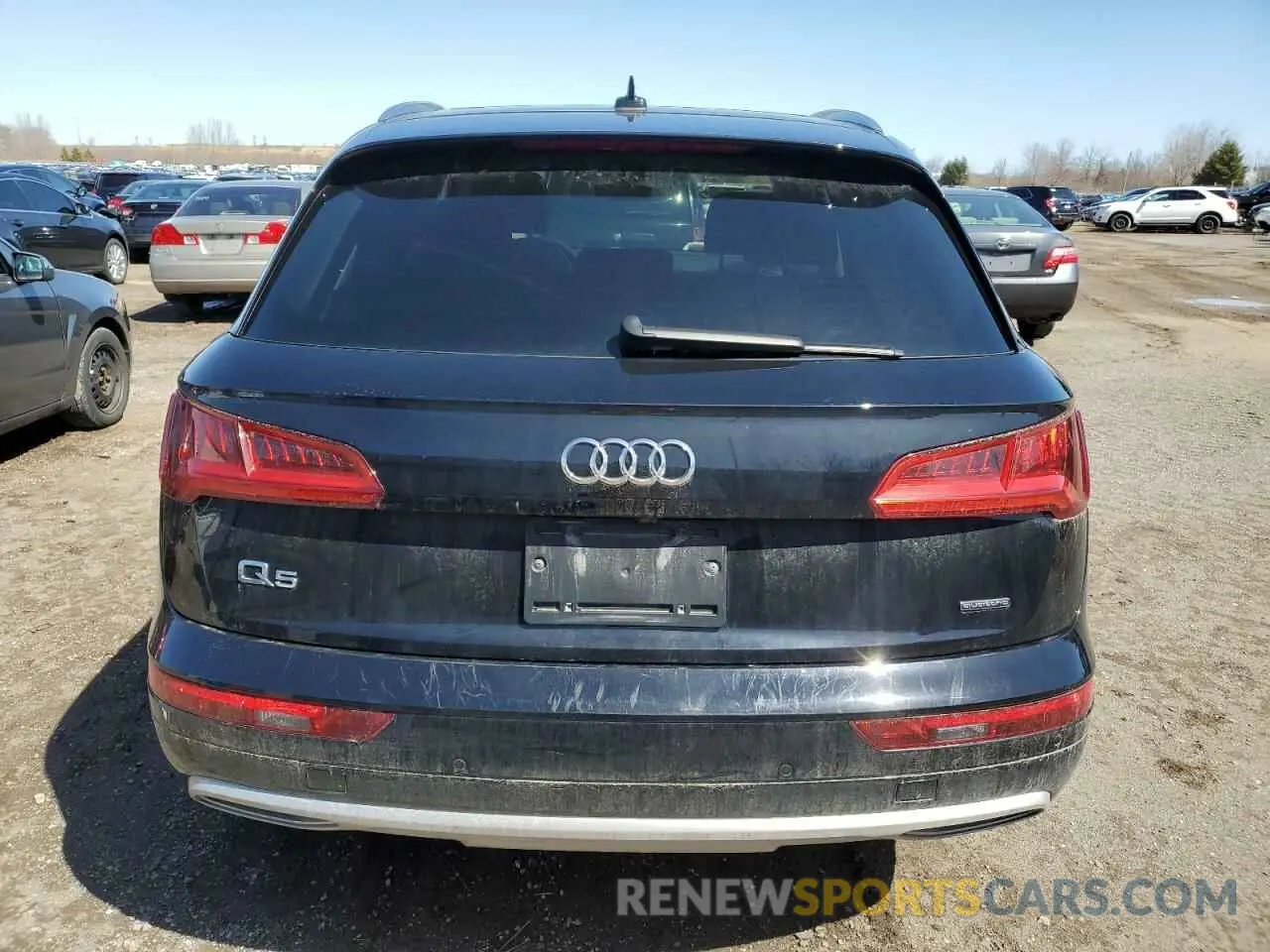 6 Photograph of a damaged car WA1BNAFY4L2014547 AUDI Q5 2020