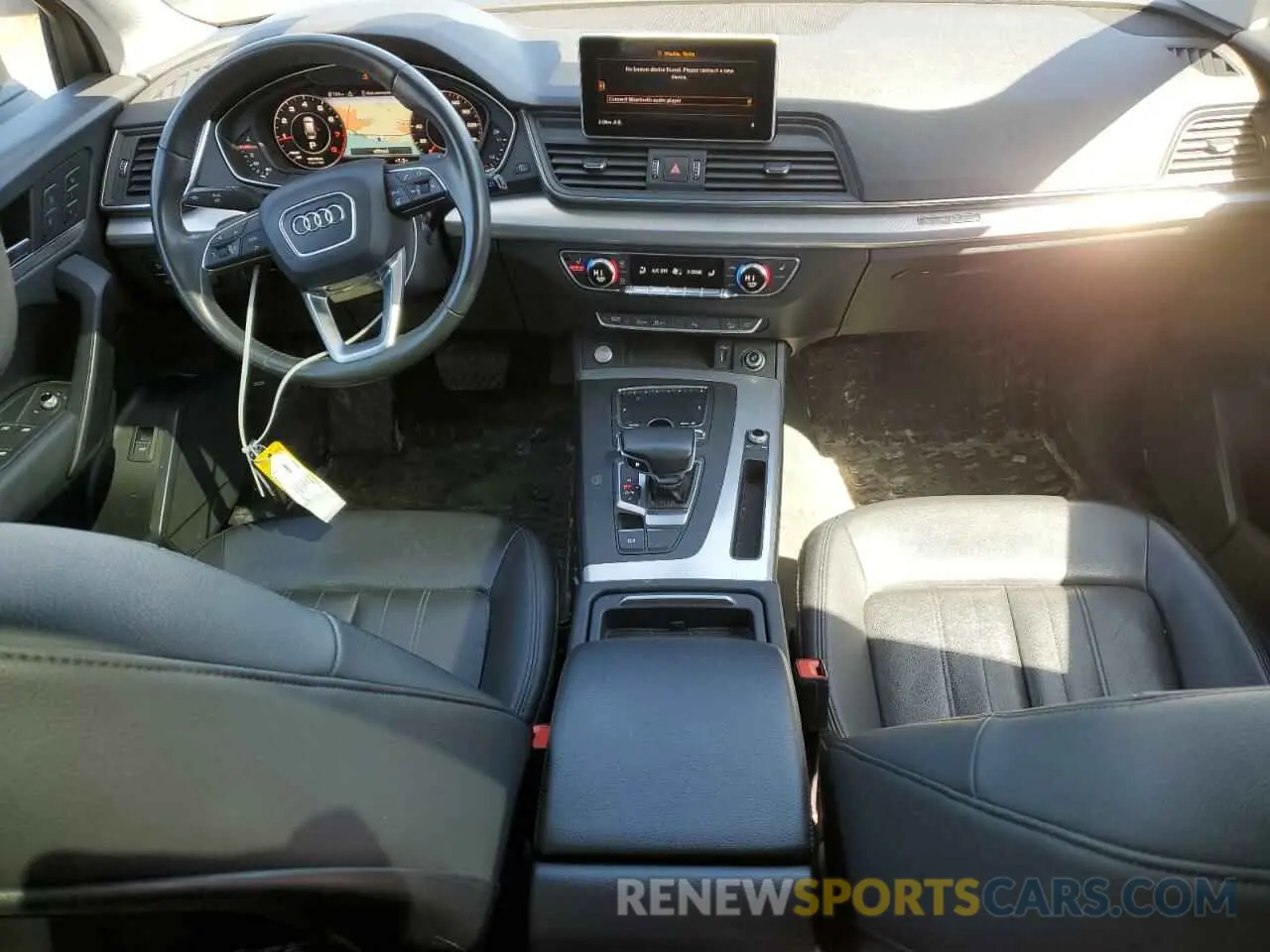 8 Photograph of a damaged car WA1BNAFY4L2014547 AUDI Q5 2020