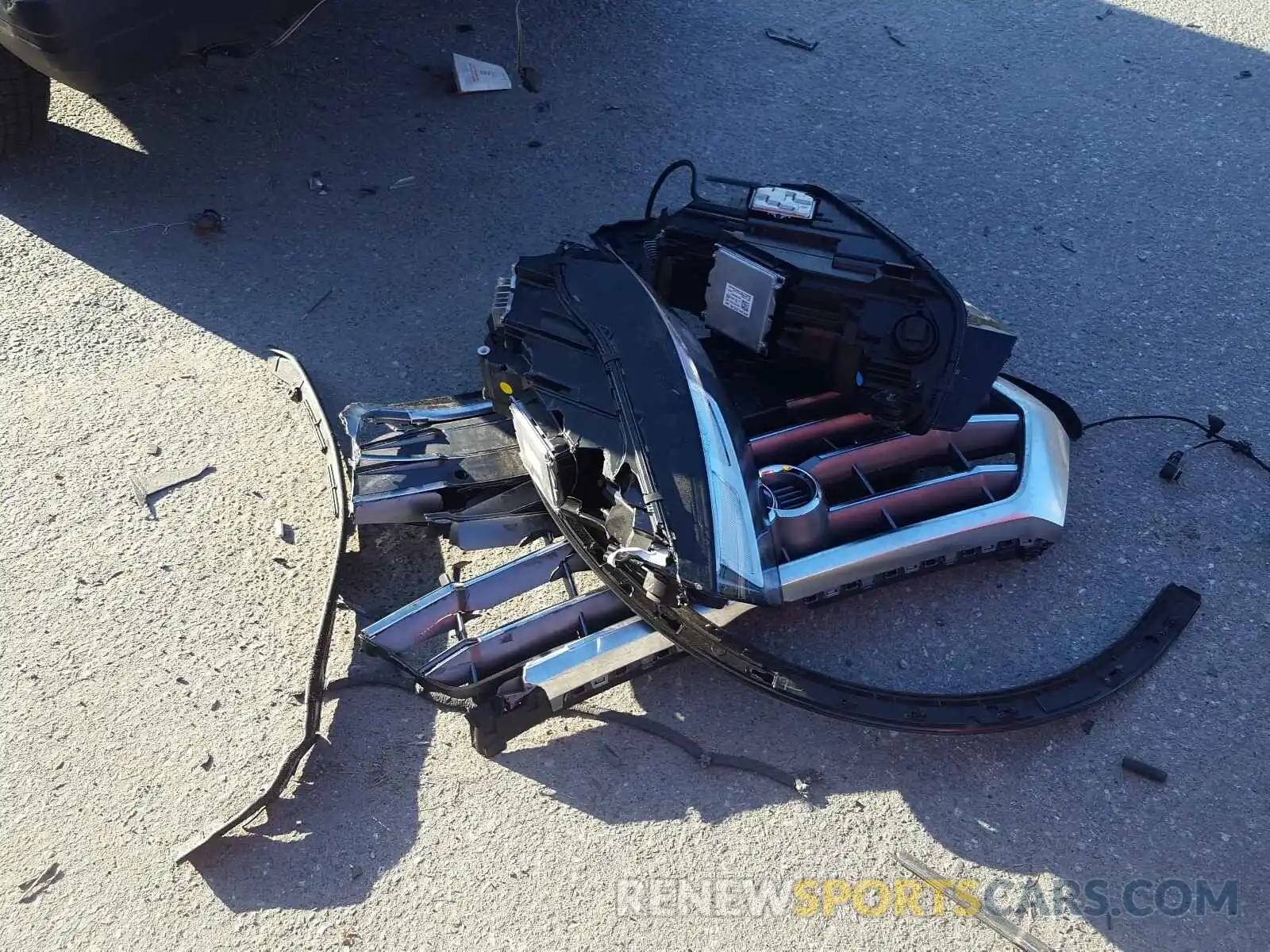 9 Photograph of a damaged car WA1BNAFY4L2030022 AUDI Q5 2020