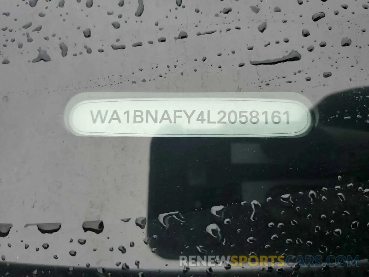 14 Photograph of a damaged car WA1BNAFY4L2058161 AUDI Q5 2020
