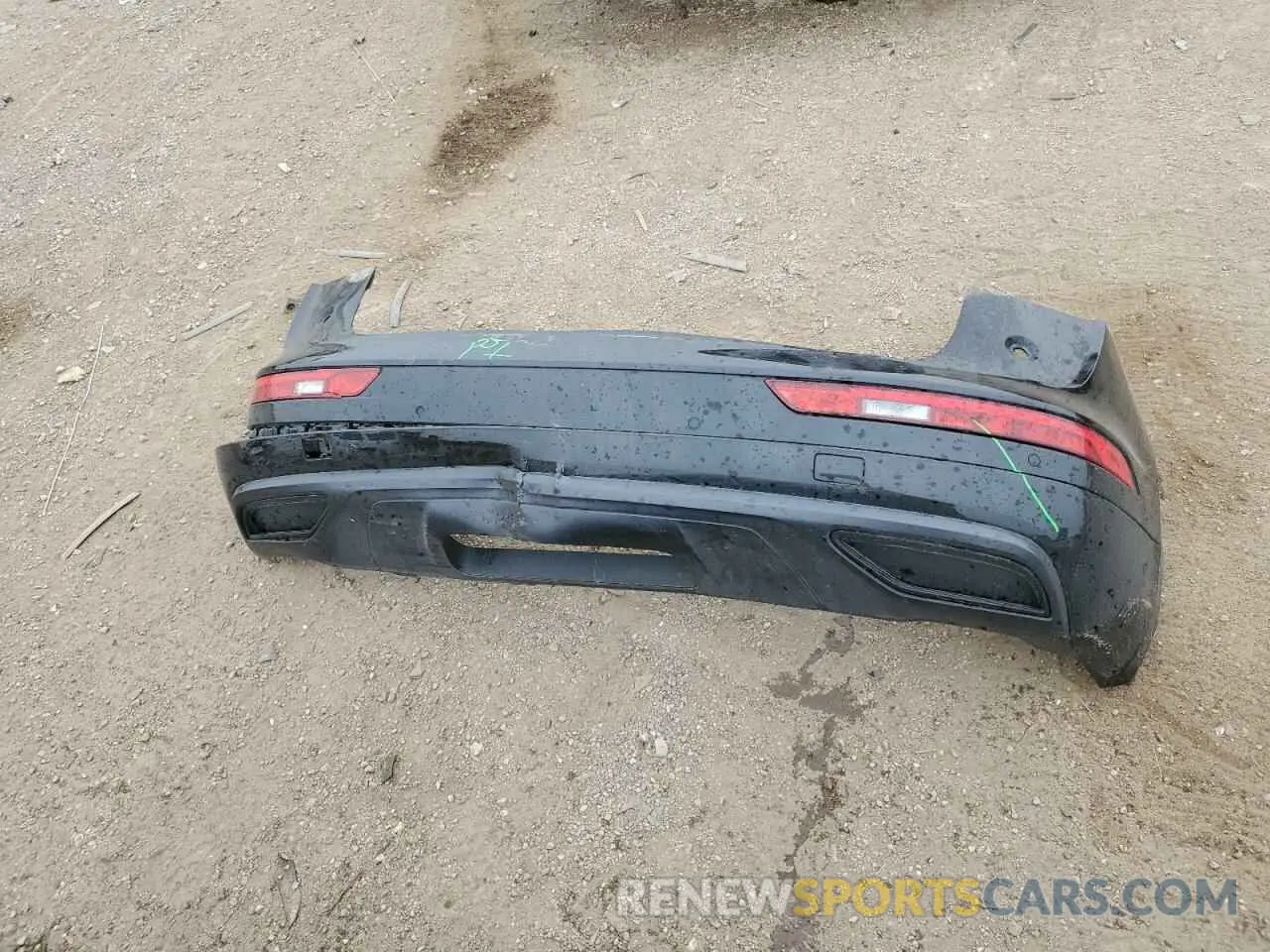12 Photograph of a damaged car WA1BNAFY4L2065613 AUDI Q5 2020