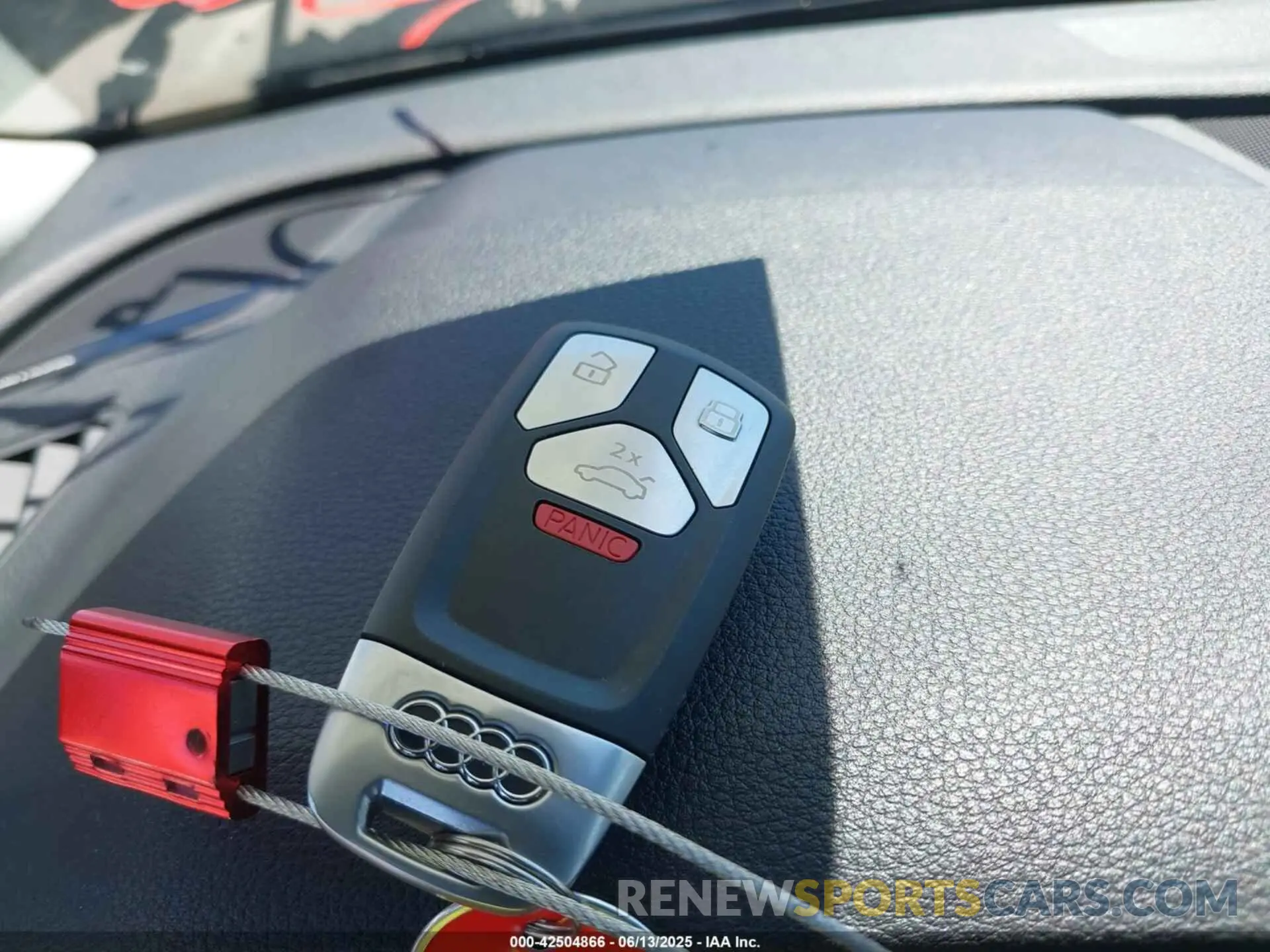 11 Photograph of a damaged car WA1BNAFY4L2093573 AUDI Q5 2020